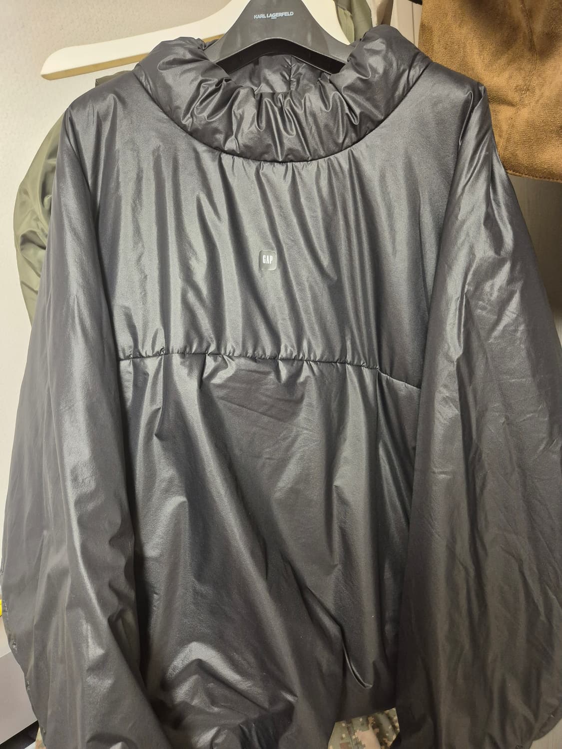 GAP 이지 갭 발렌시아가 모크넥 퍼퍼 s 상품이미지3