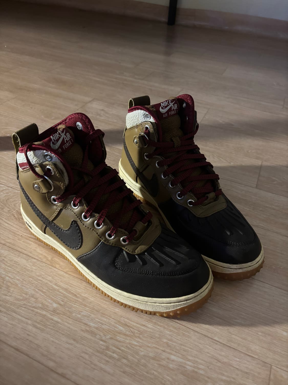 나이키 에어포스1 덕부츠 엄버 상품이미지1