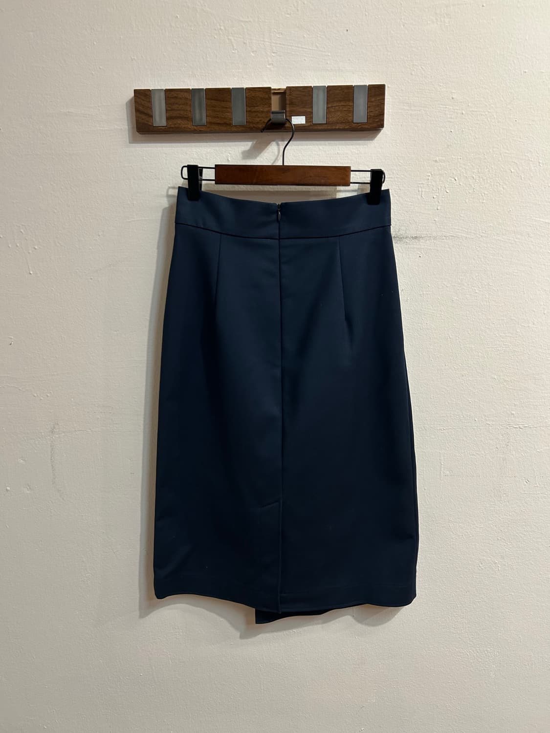 (deadstock) 질샌더 네이비 사선 미디 스커트 상품이미지5
