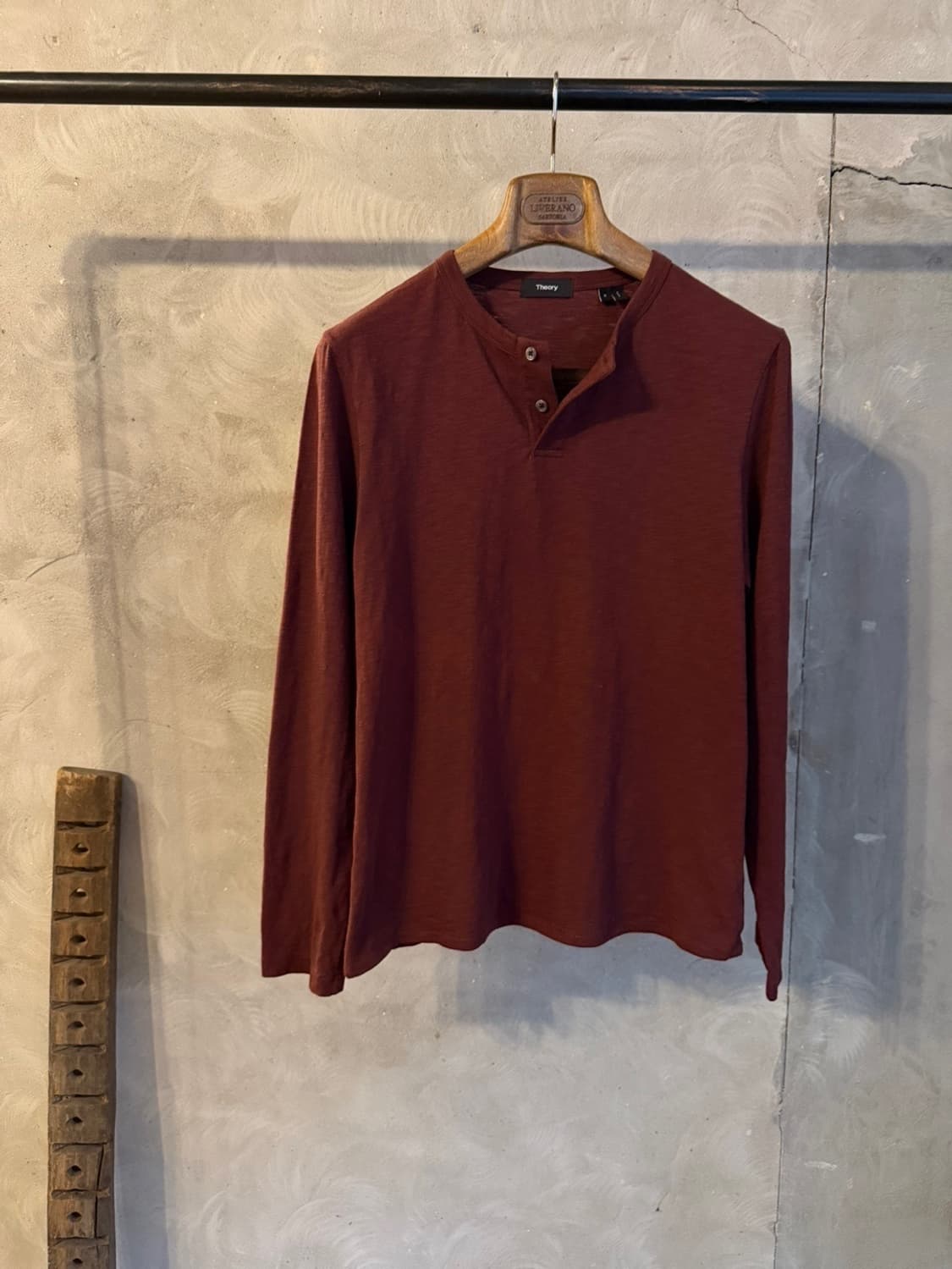 띠어리 롱슬리브 헨리넥 티셔츠 슬림100 상품이미지10