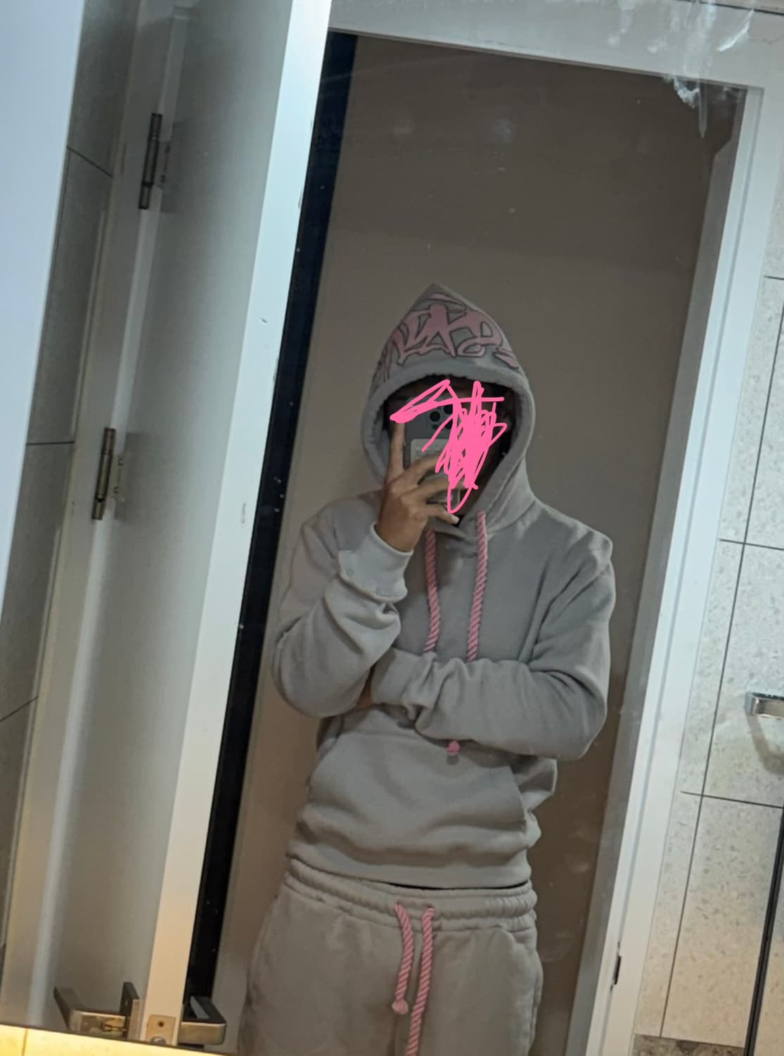 시나월드 후드티 상품이미지3