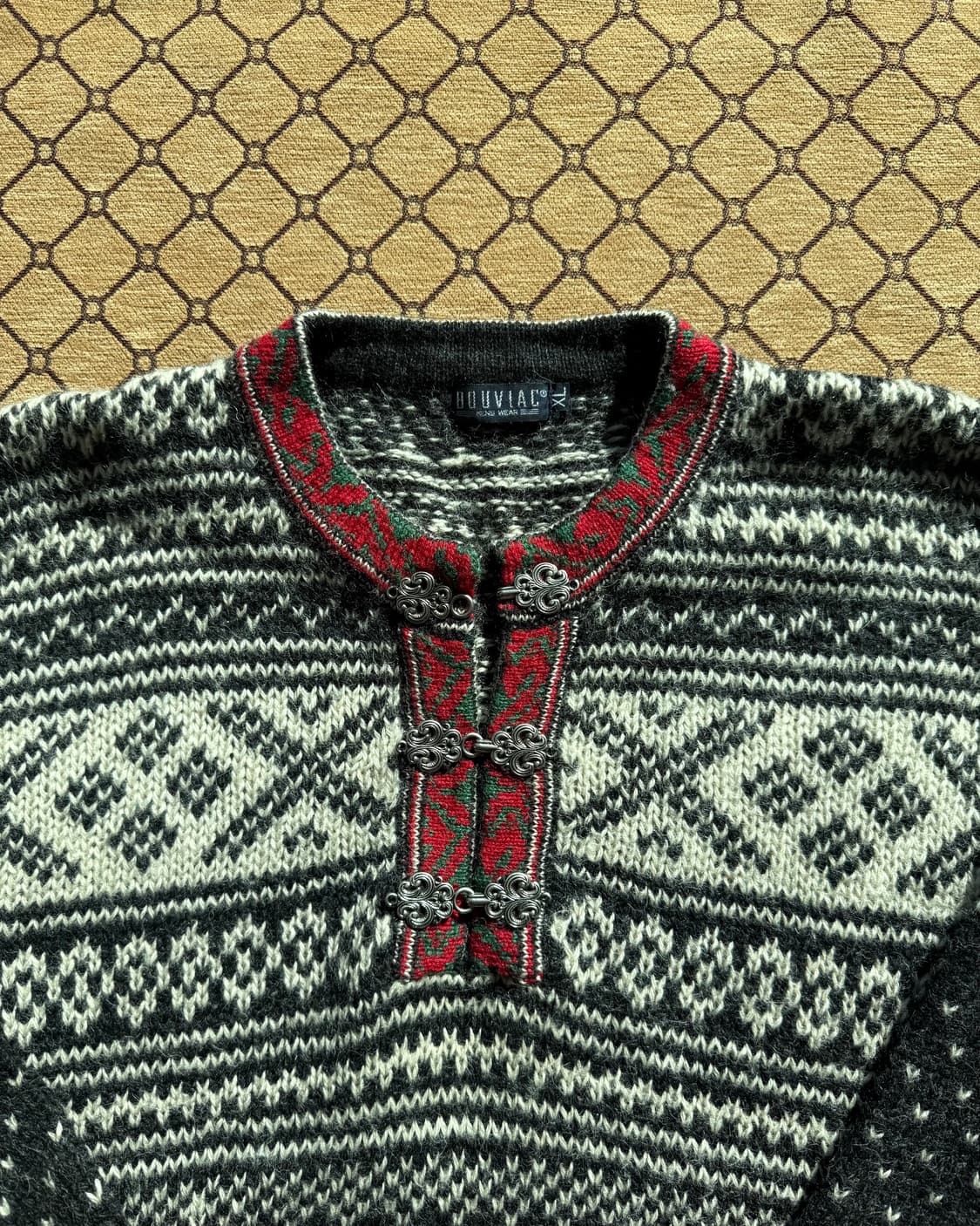 노르딕 버클 니트 상품이미지1