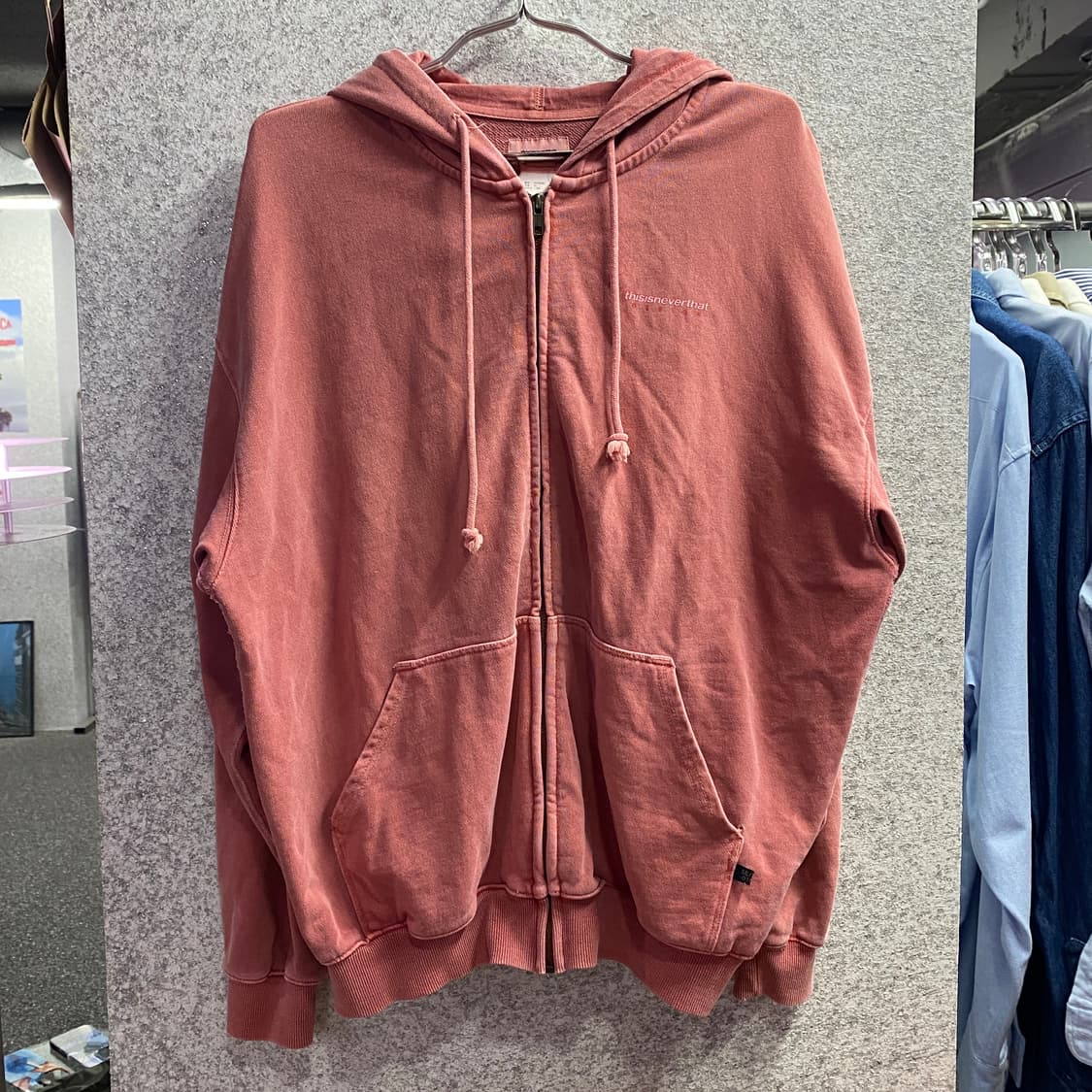 디스이즈네버댓 스몰로고 핑크 후드 집업 B2465 상품이미지2
