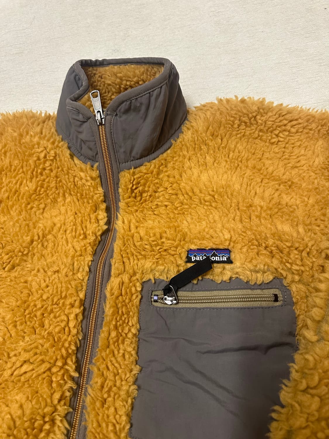 (S)파타고니아 빈티지 딥파일 골드 usa 상품이미지3