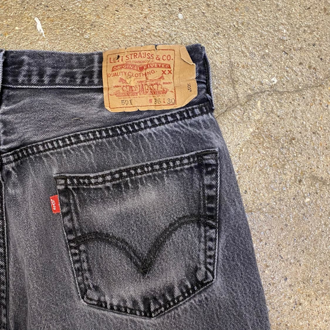 00’s Made in USA 리바이스 501 흑청 데님 팬츠 상품이미지8