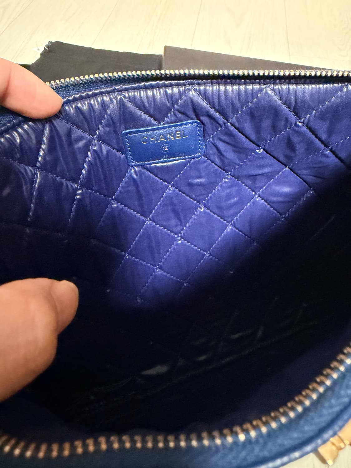 샤넬 보이 클러치 상품이미지3