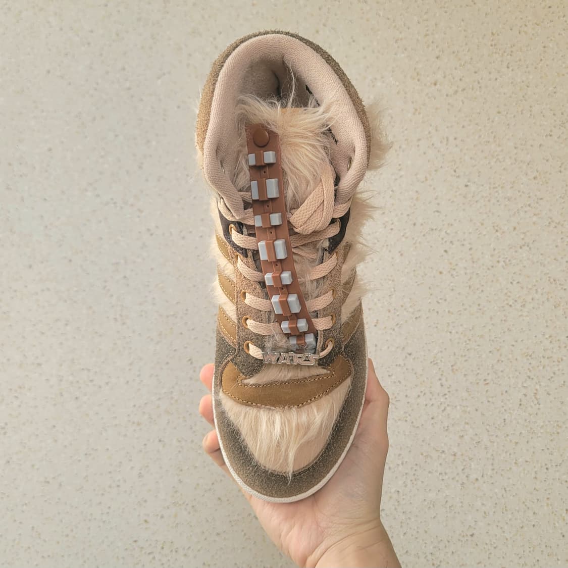 아디다스 스타워즈 라이벌리 하이 츄바카 245 240 상품이미지1