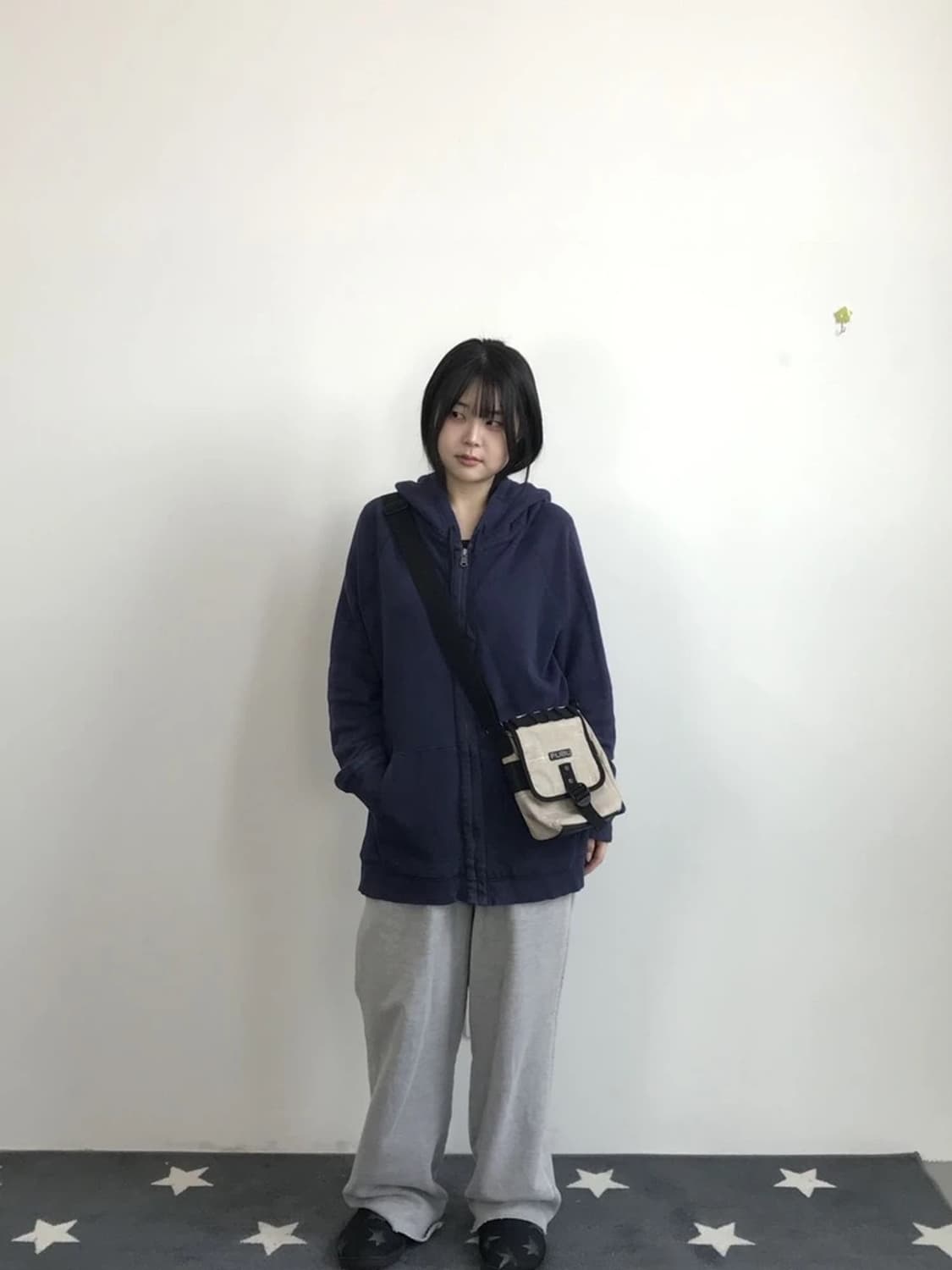 GAP Navy Zip Hoodie Hidden Graphic 상품이미지3