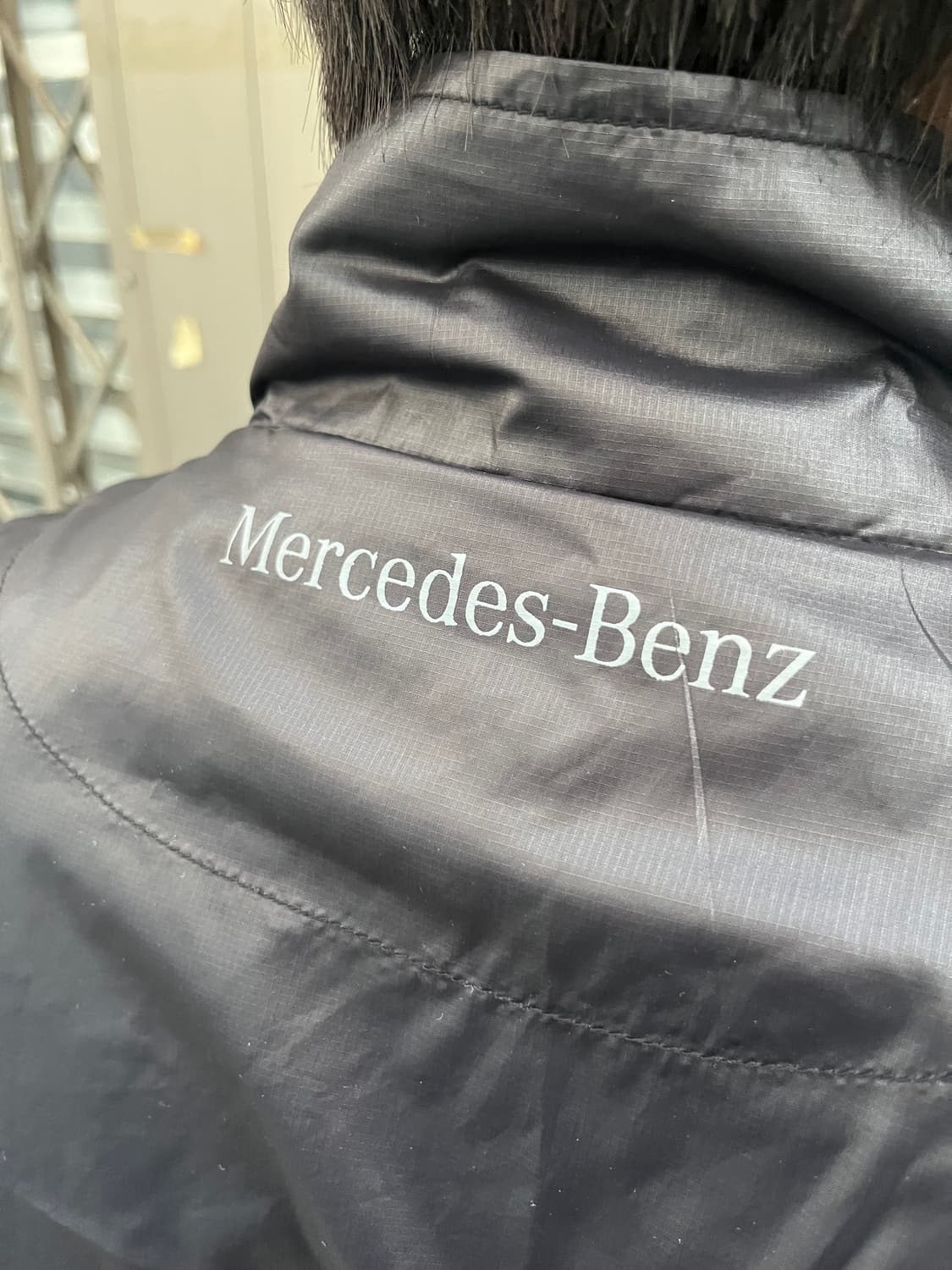 Mercedes-Benz 블랙 라이트 자켓 상품이미지4