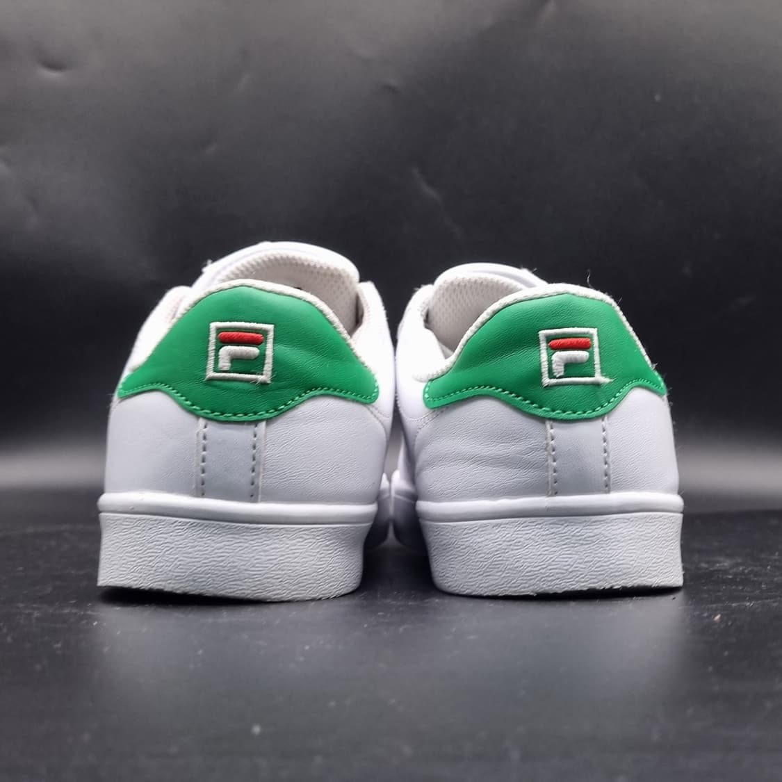 휠라 코트디럭스 여성스니커즈 240 상품이미지4