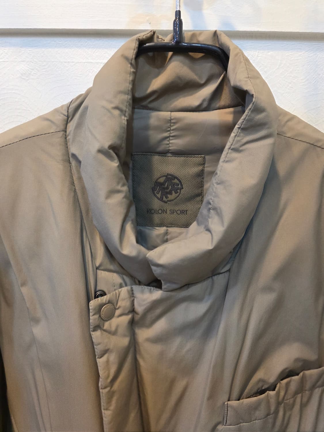 코오롱스포츠 베이지색 패딩 자켓 상품이미지1