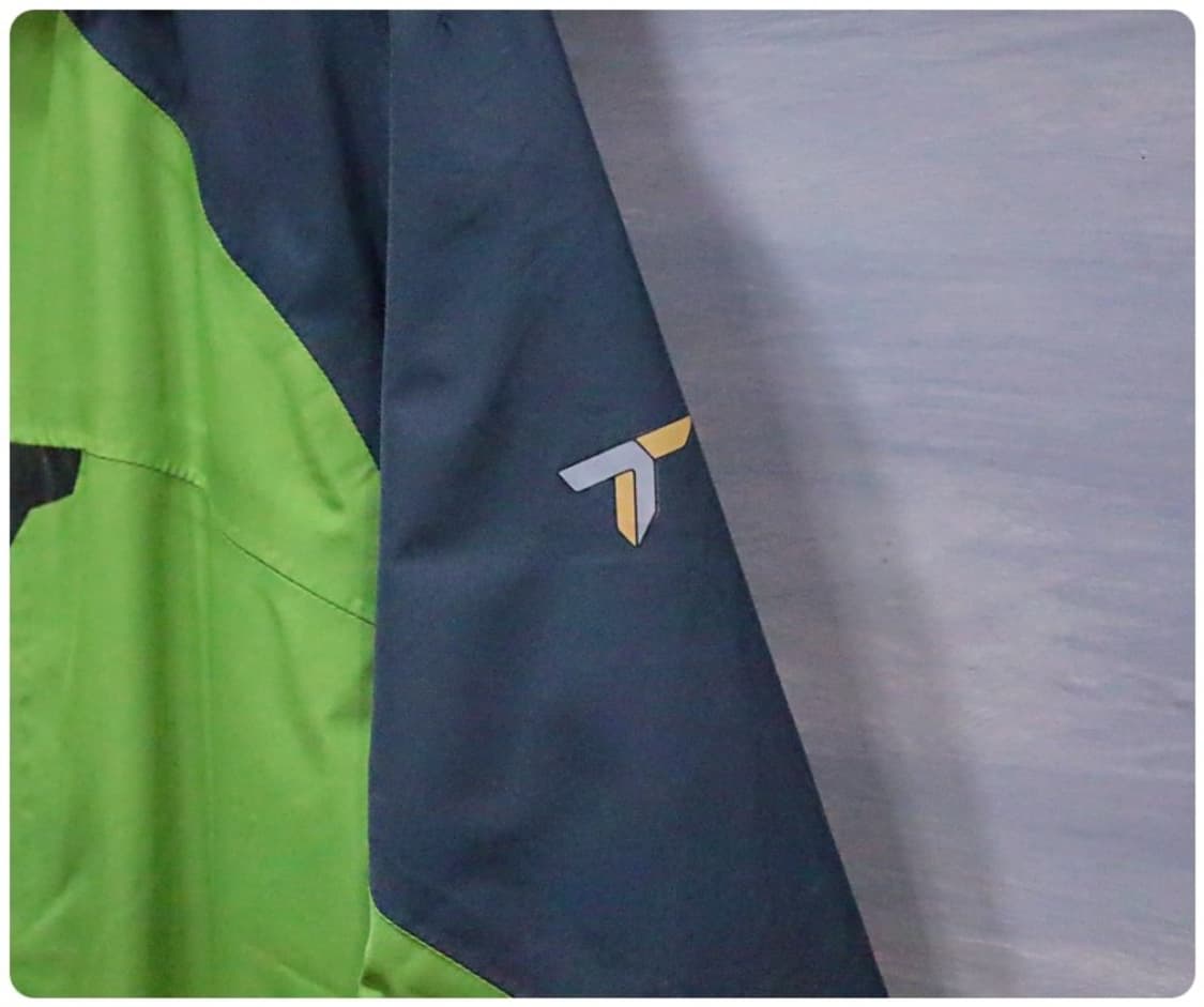 컬럼비아 티타늄 고어텍스 바람막이 자켓 XXL 상품이미지5