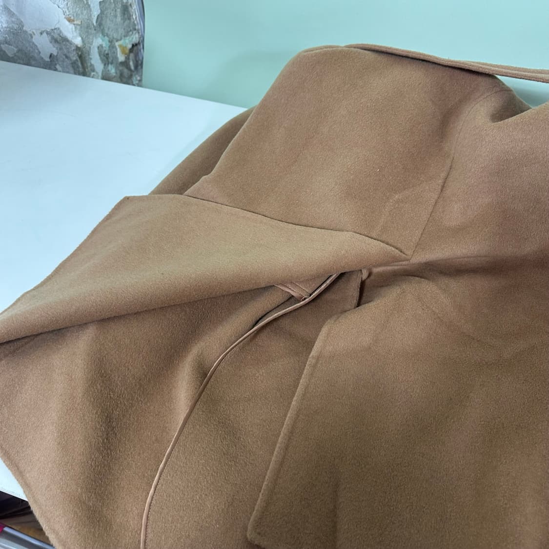 우먼OS 스튜디오톰보이 베이지 루즈핏 로브 핸드메이드 울코트 상품이미지5