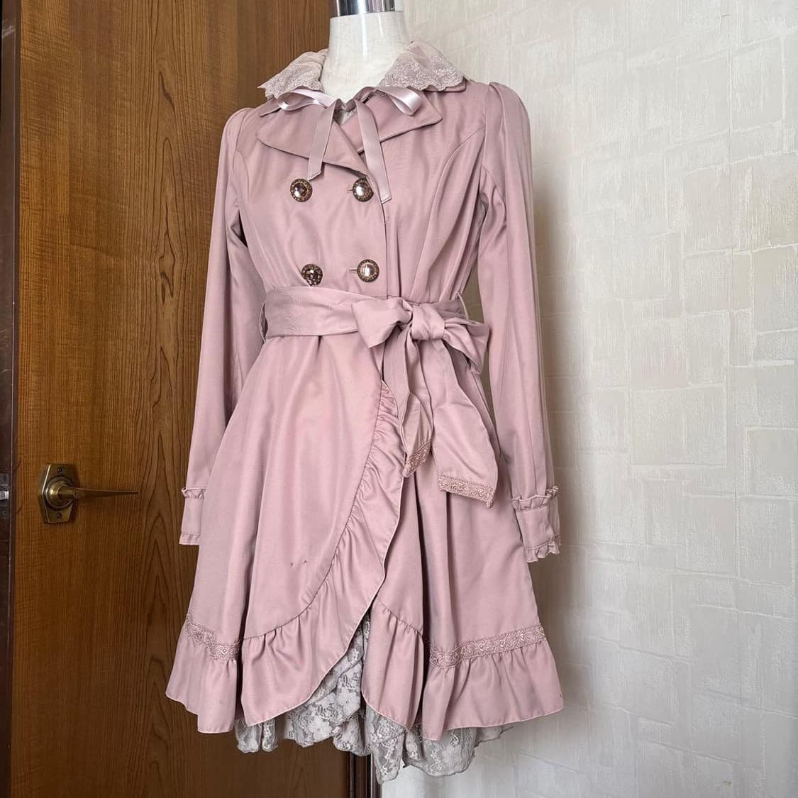 엑시즈팜 갸루 히메 라떼 모리걸 핑크 프릴 코트 상품이미지1