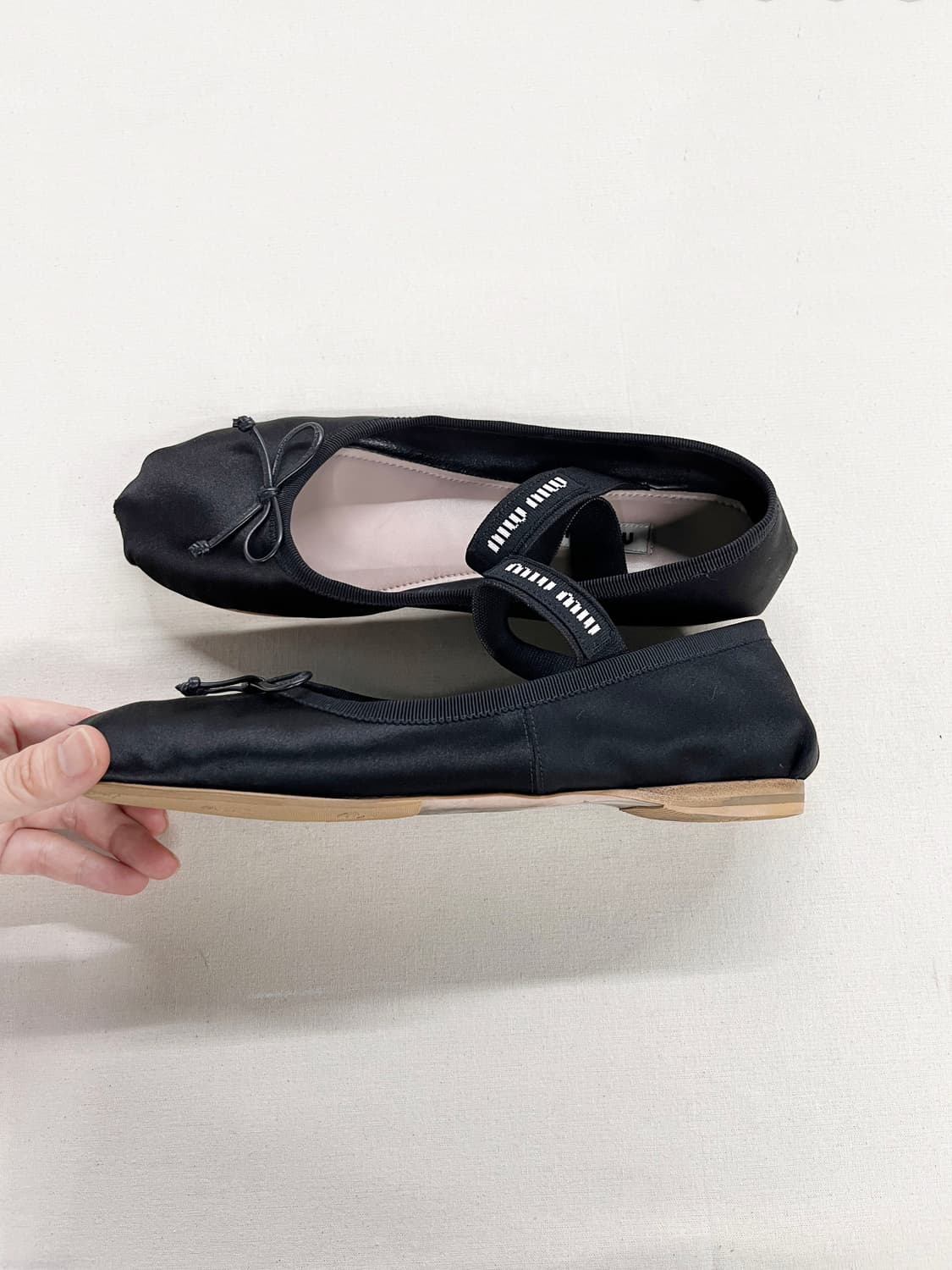 미우미우 새틴 발레리나 슈즈 235 상품이미지8