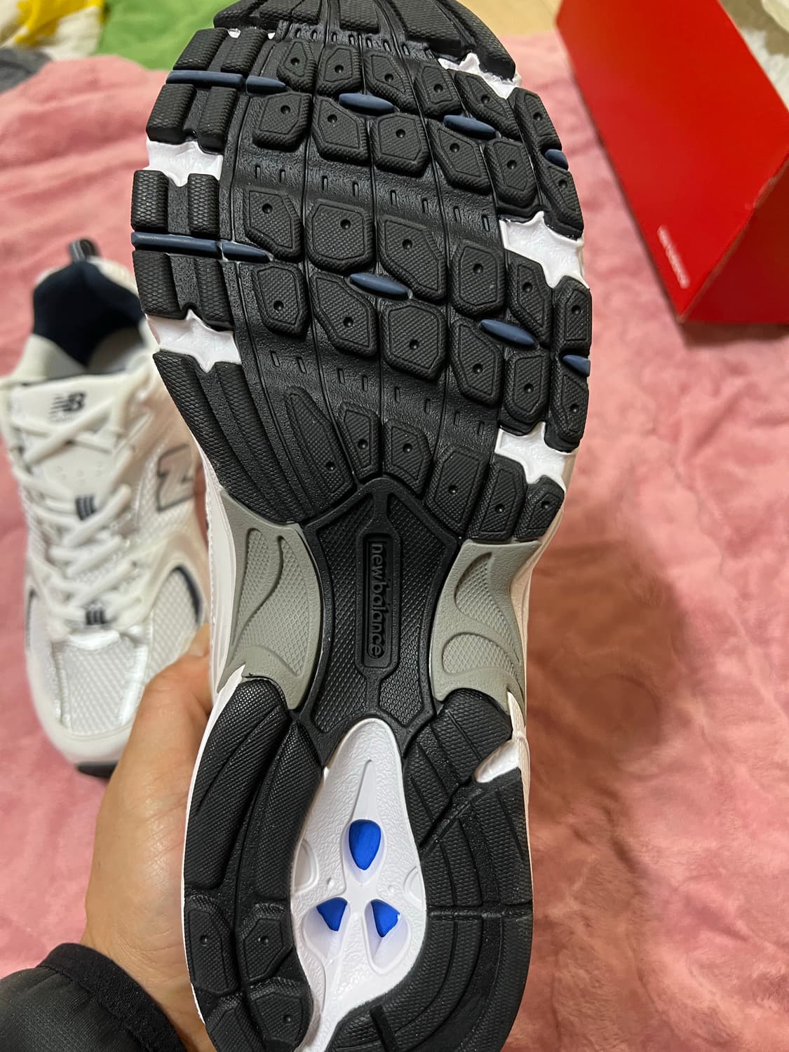 뉴발란스 530 화이트, 290사이즈 스니커즈 판매합니다 상품이미지5