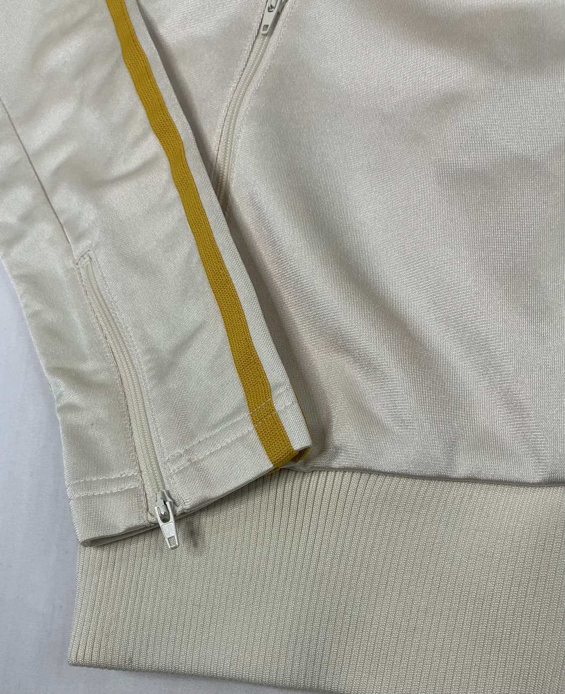 아디다스 여성 금장 빅로그 져지 상품이미지3