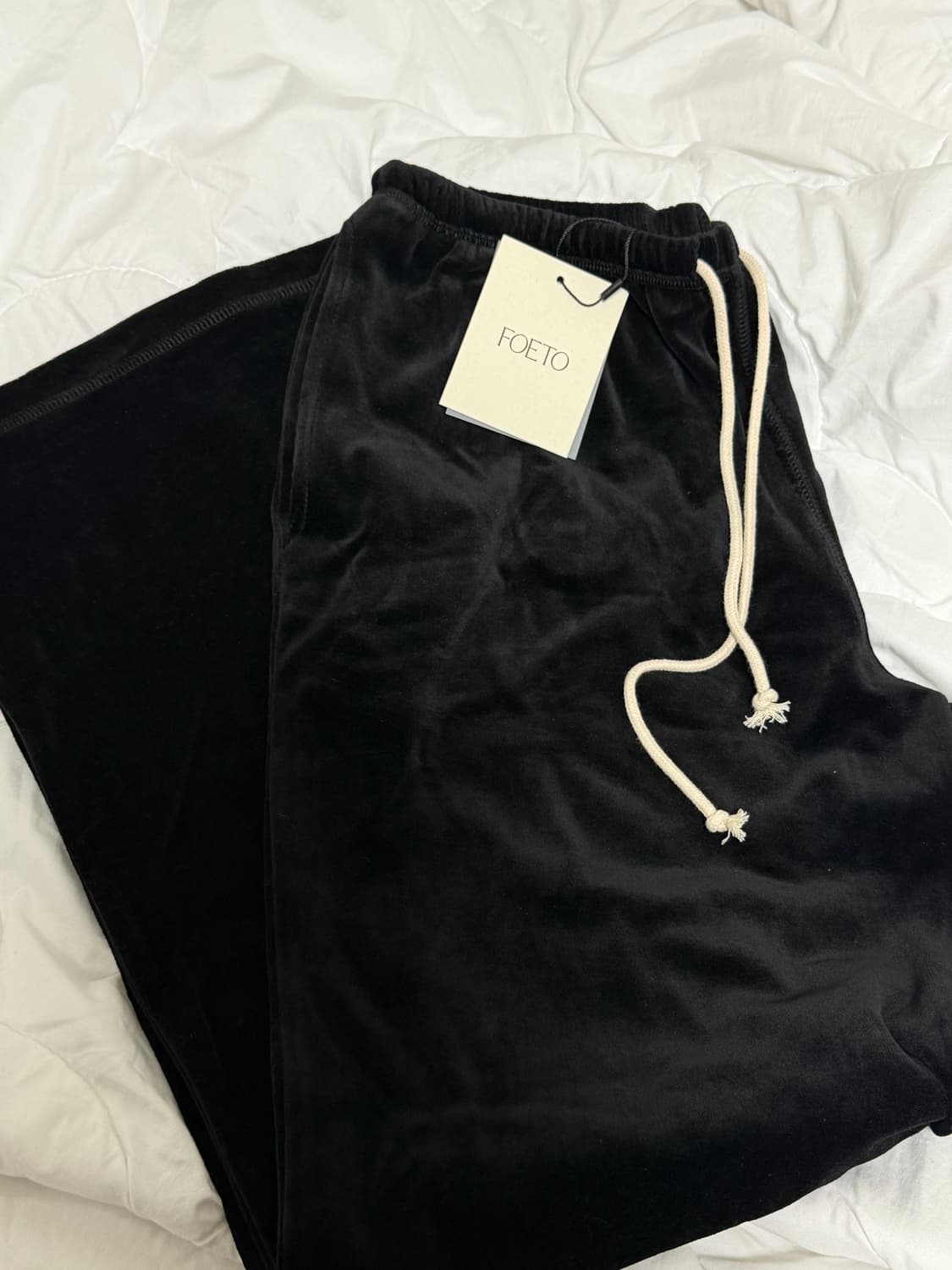 (새상품/택O) foeto 포에토 라운지 벨벳 팬츠 블랙 상품이미지5