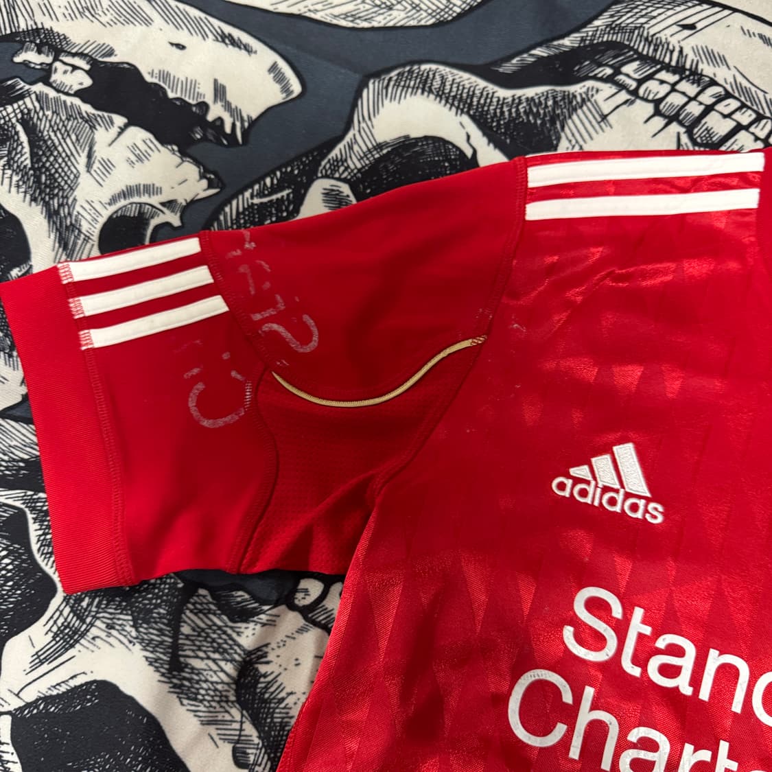 아디디스 10-11 리버풀 유니폼 95사이즈  상품이미지3