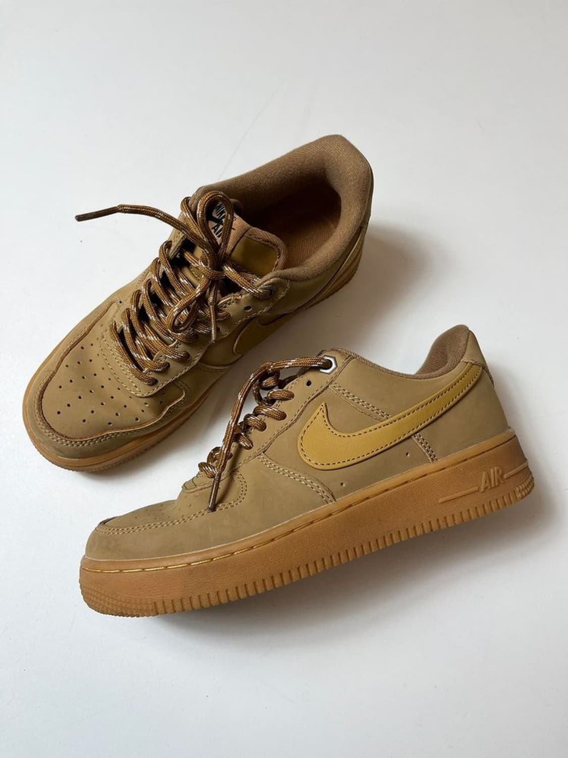 나이키 플랙스 된장 에어포스 스니커즈 Q1316 상품이미지1