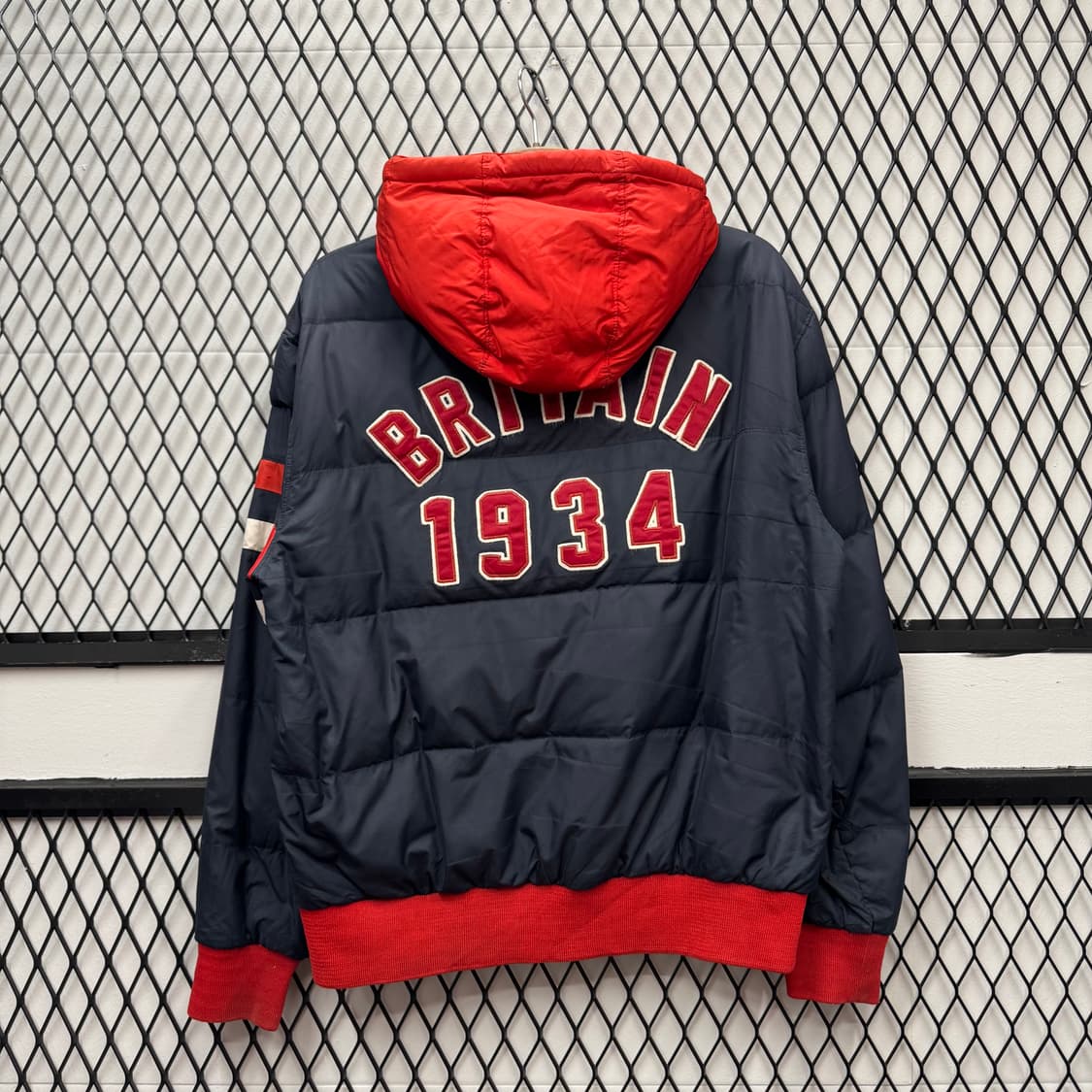 폴로 랄프로렌 다운 패딩 자켓 GBR 1934 로고 포인트 네이비 레드 상품이미지2