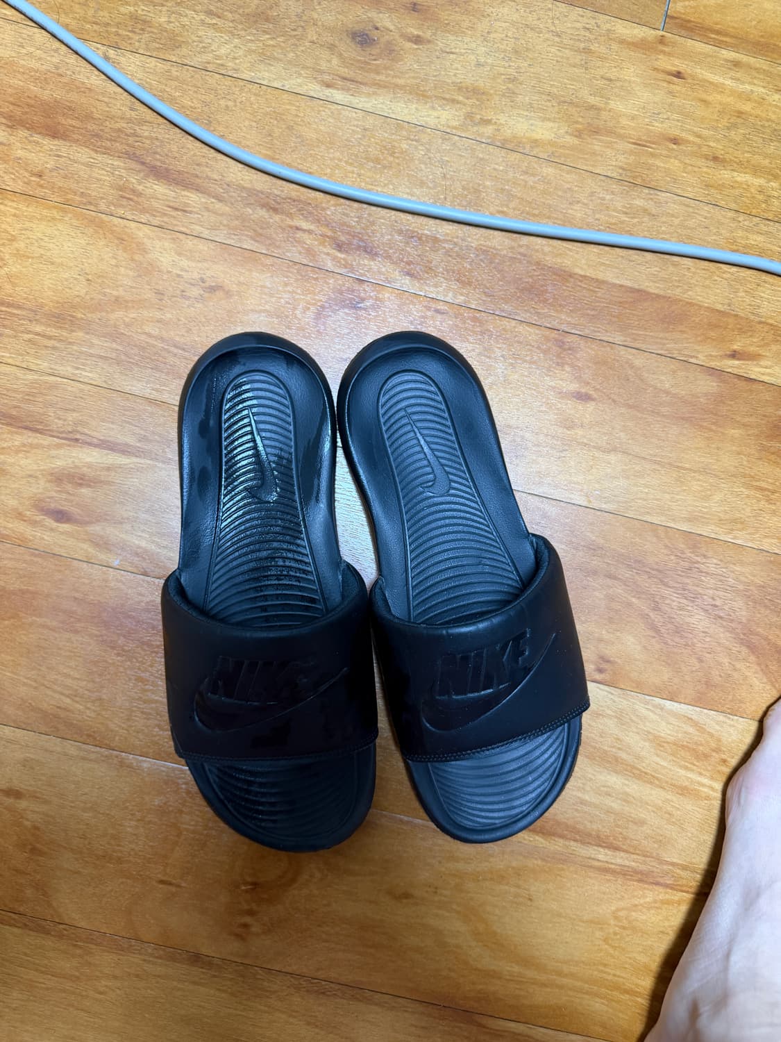 나이키 슬리퍼 270사이즈 새상품급 판매 상품이미지2