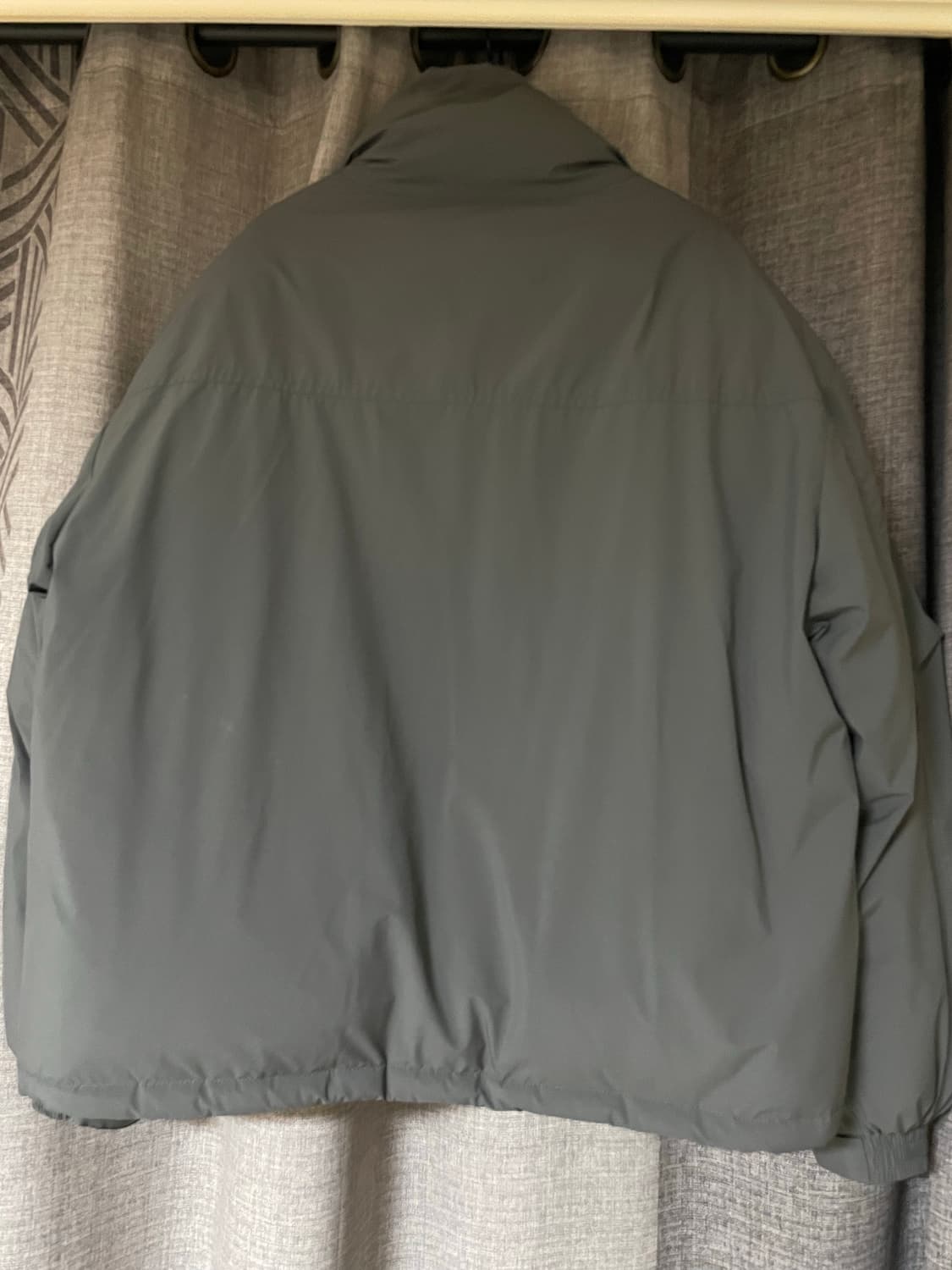 코드그라피 몬스터 숏패딩 차콜 L 상품이미지3