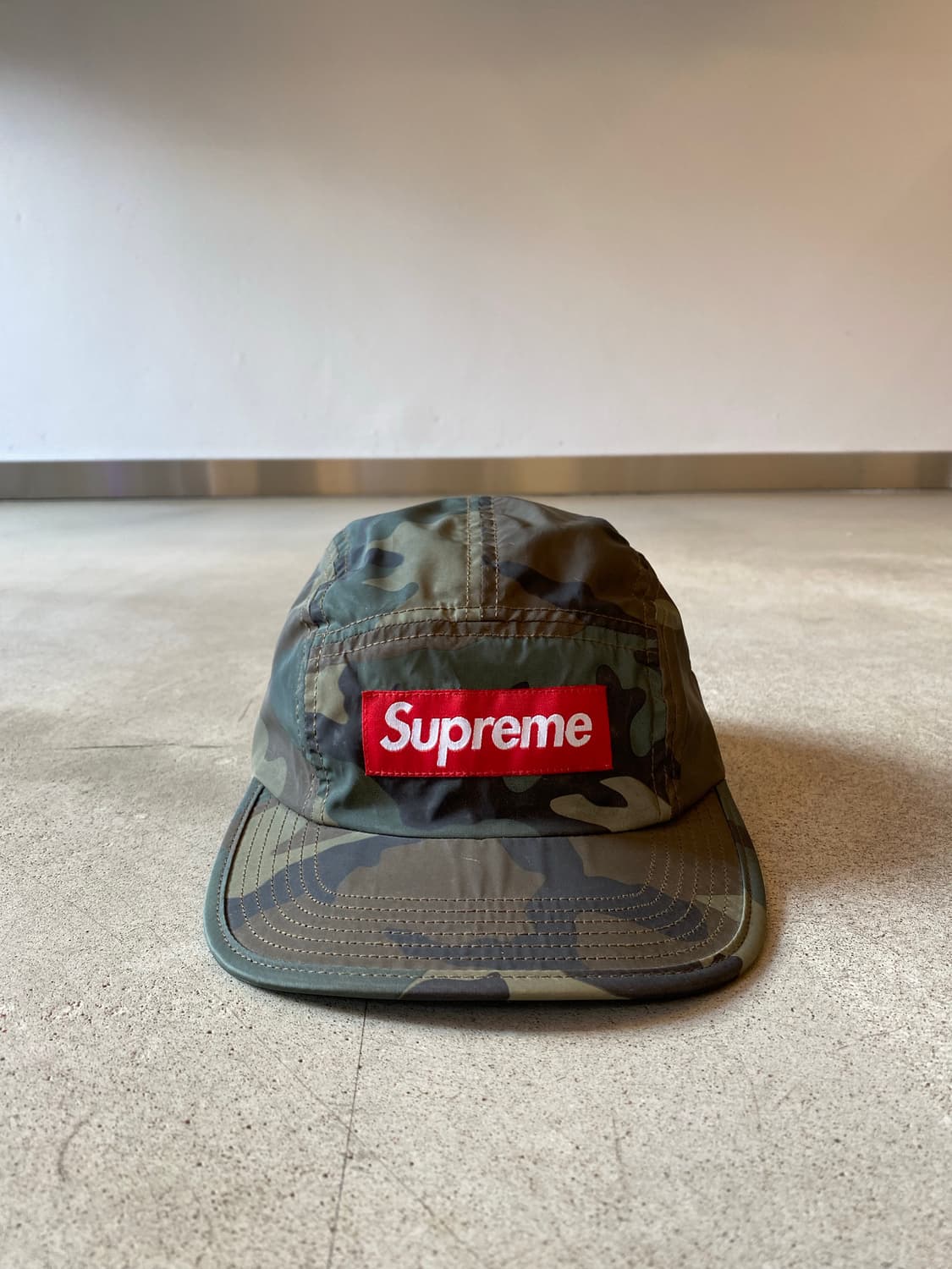 슈프림 리플렉티브 카모 캠프캡 우드랜드 상품이미지1