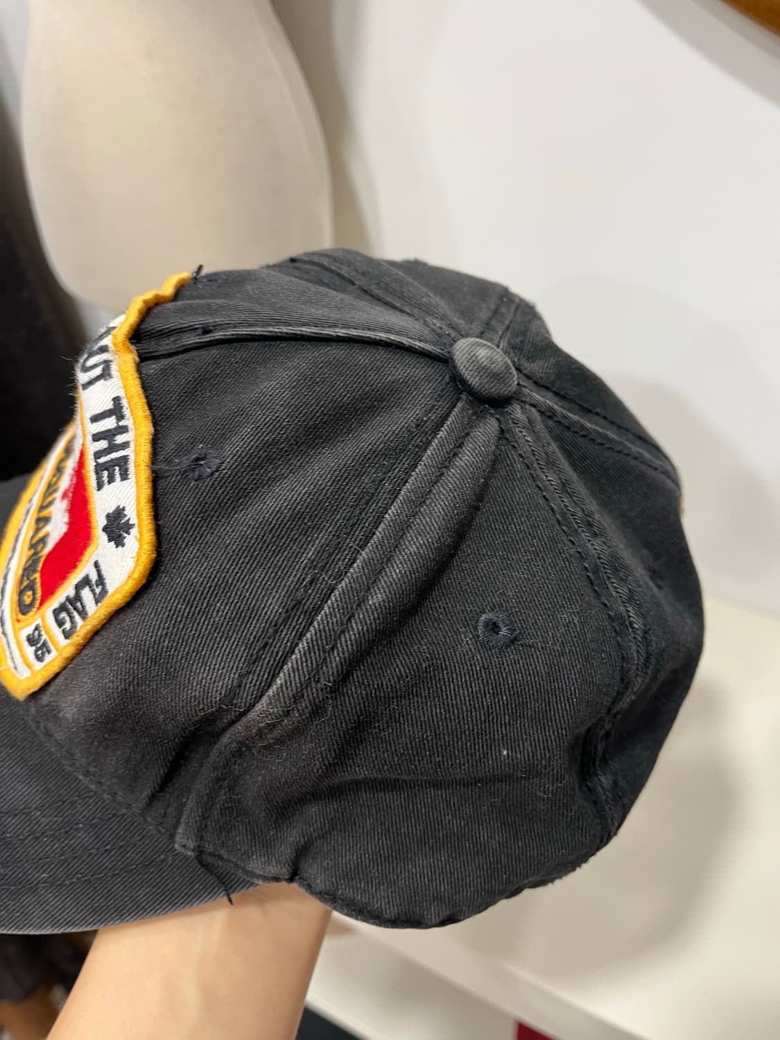 디스퀘어드2 블랙 패치 캡 모자 상품이미지3