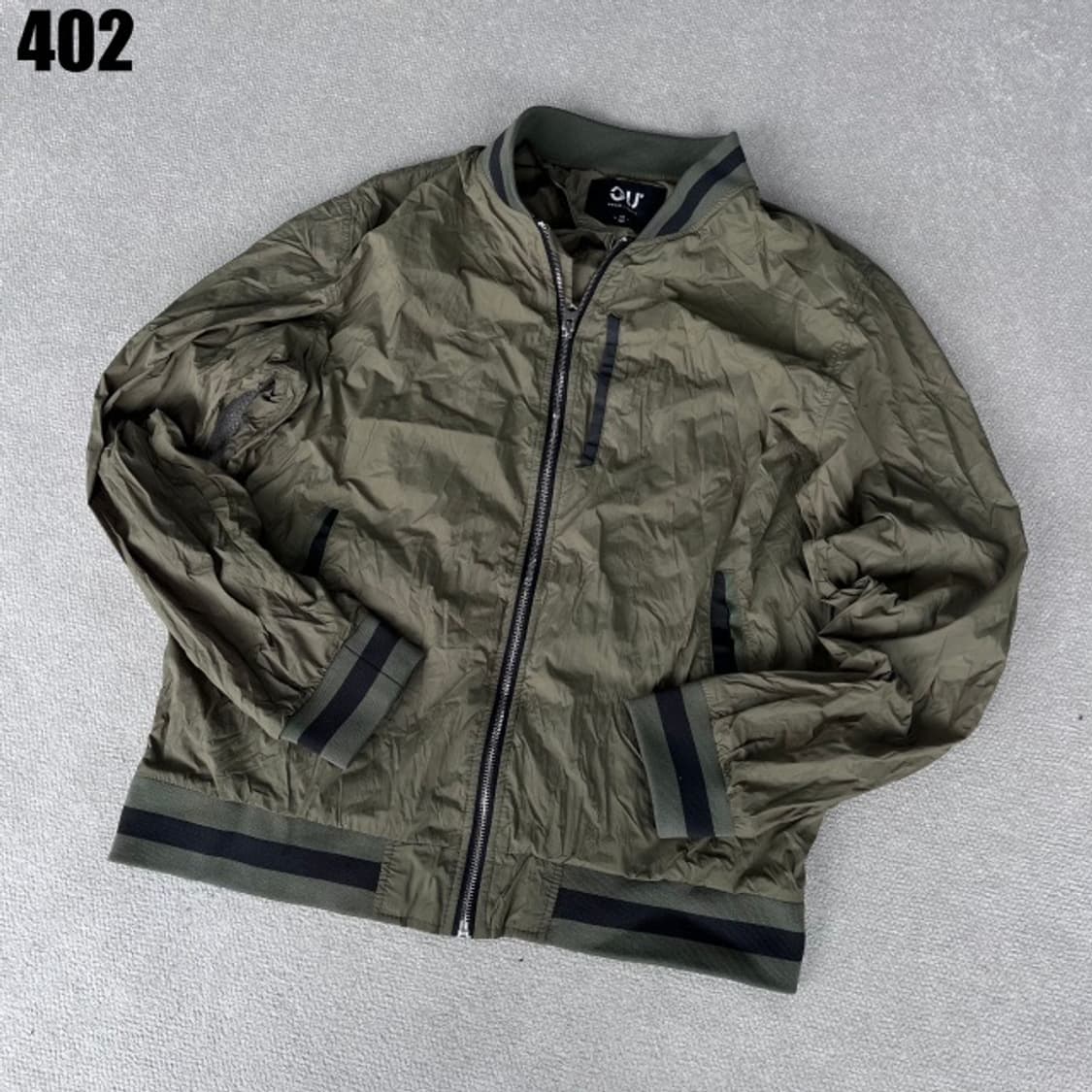 GU 커키색 봄버 자켓  상품이미지1