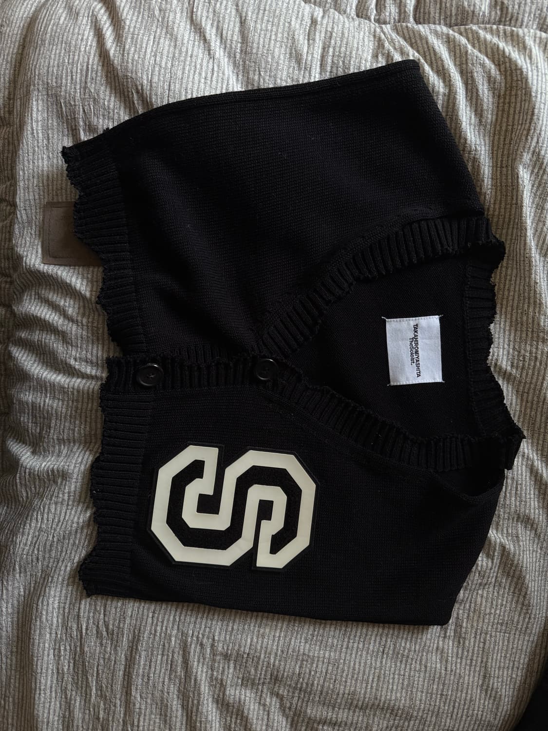 솔로이스트 레터드 가디건 블랙 상품이미지4