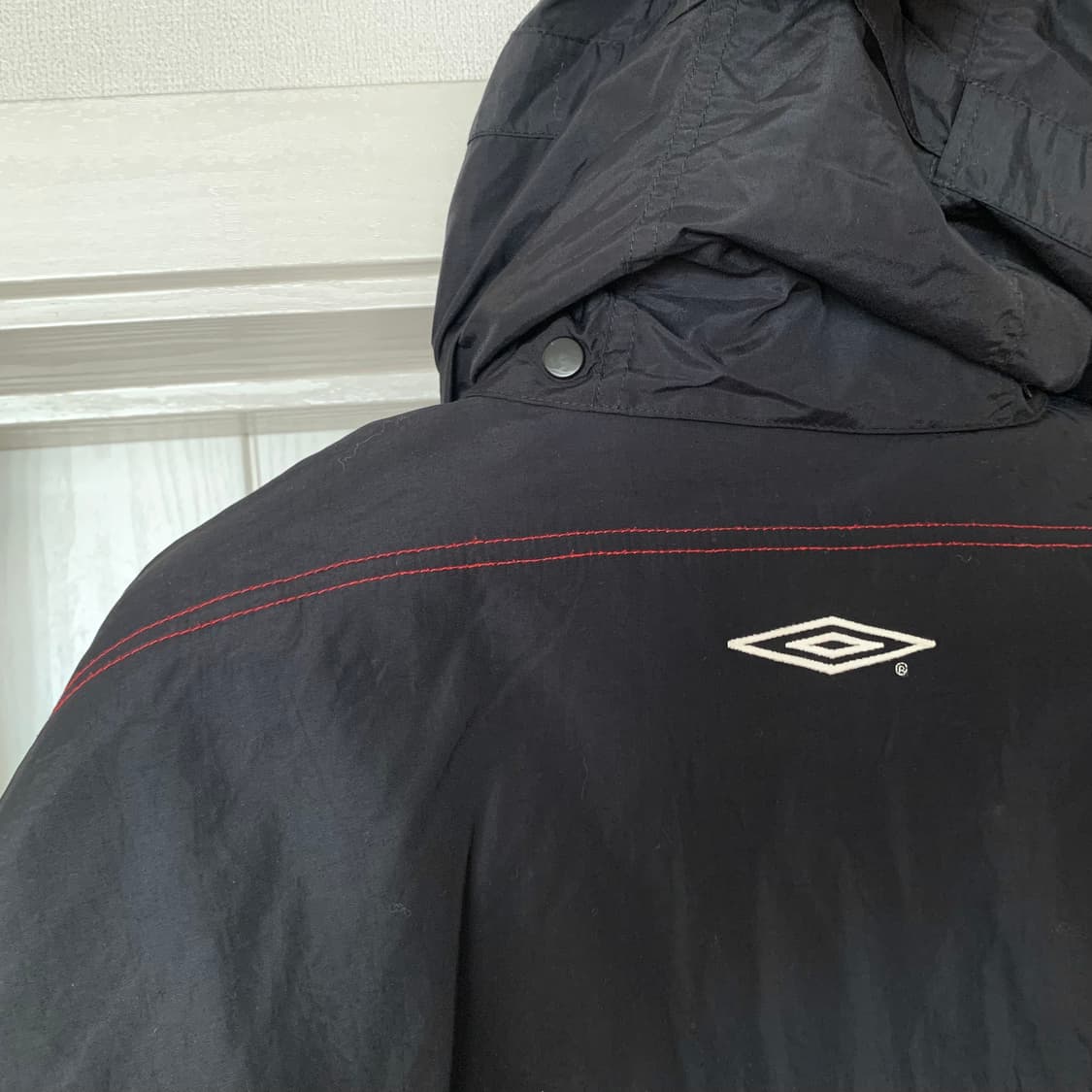 엄브로 맨유 빈티지 패딩 파카 vodafone 맨체스터 유나이티드 상품이미지8