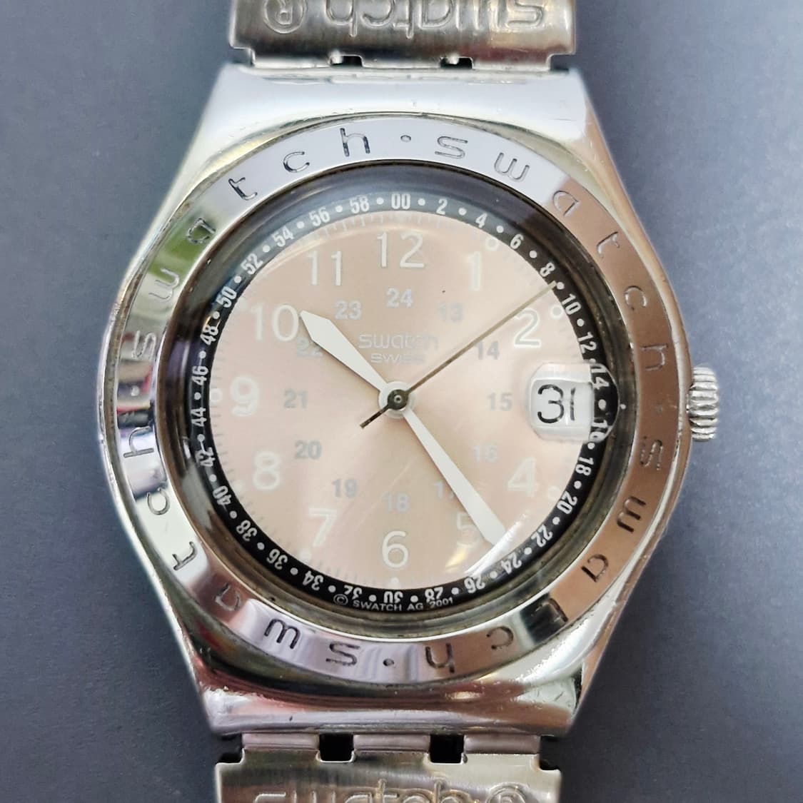 01) 스와치 아이러니 해피조 핑크시계 상품이미지2