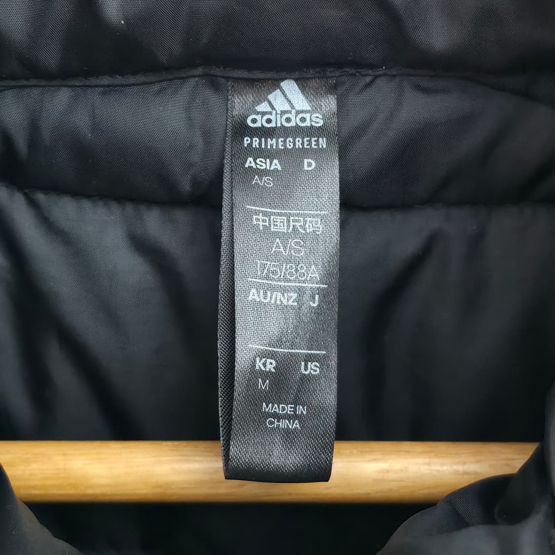 [M] 아디다스 블랙 경량 패딩 상품이미지5