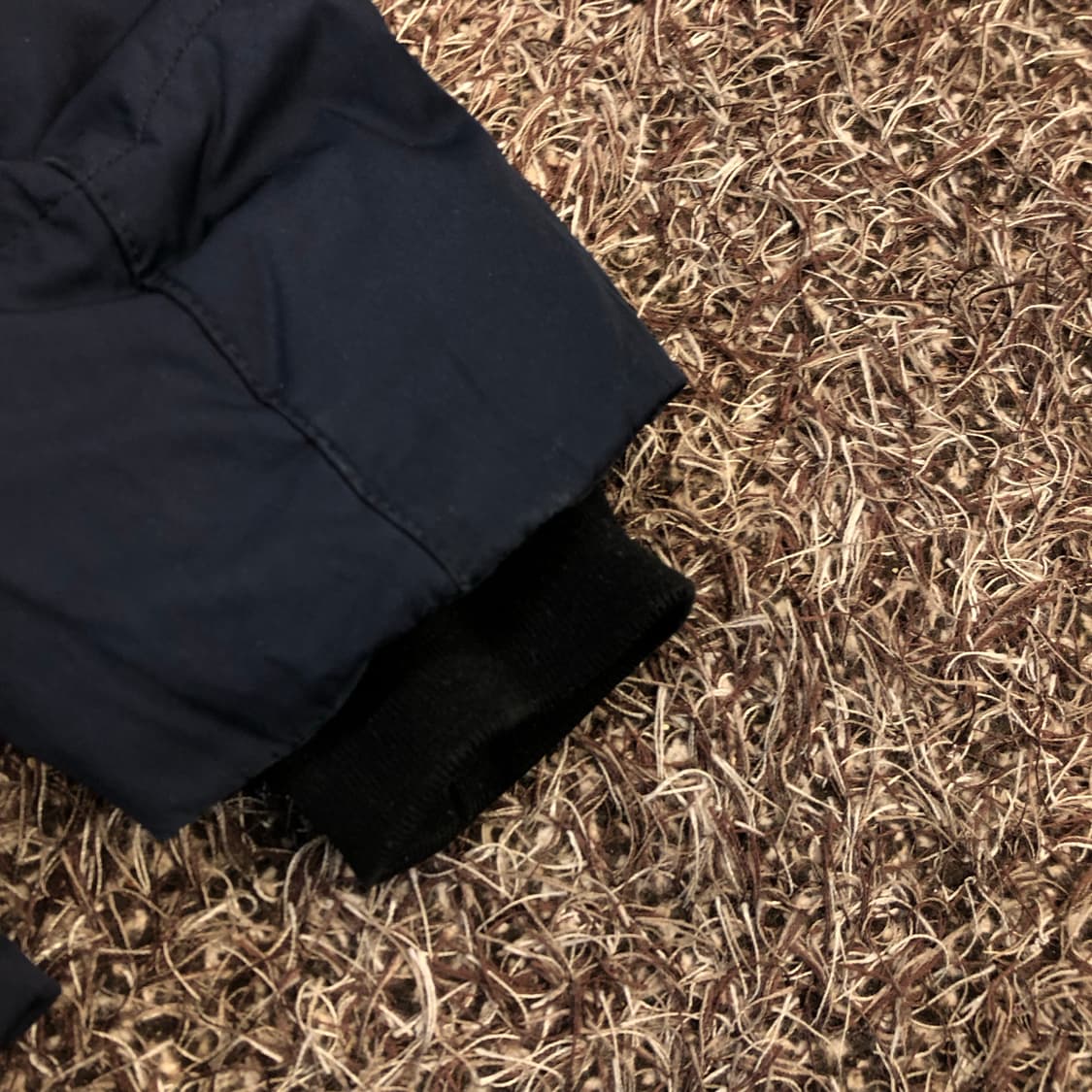 폴로 랄프로렌 빅포니 네이비 다운 패딩 상품이미지4