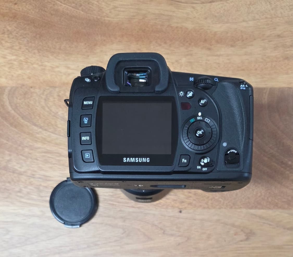 삼성 GX-10 디지털 카메라와 18-55mm 렌즈 팝니다. 상품이미지4