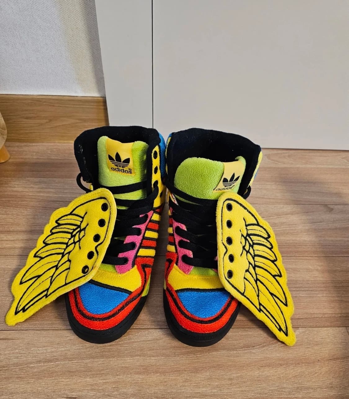 아디다스 제레미스캇 윙스 레인보우 225 상품이미지1