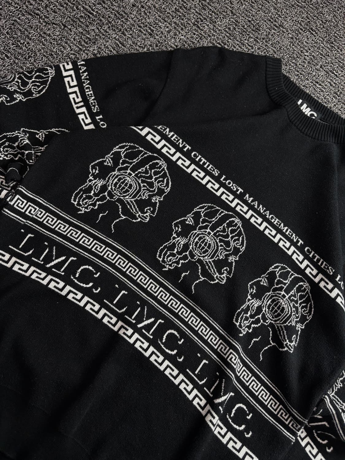 LMC 엘엠씨 그래픽 패턴 블랙 니트 3588 상품이미지3