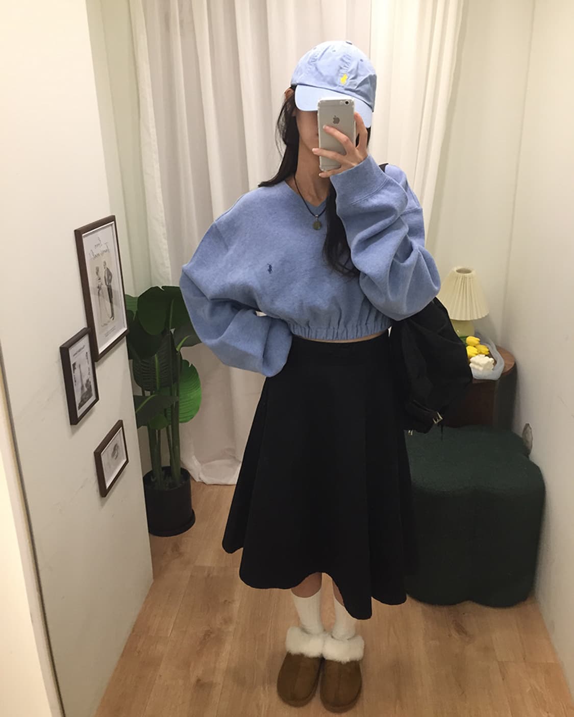 여성 폴로 V넥 크롭맨투맨 100 상품이미지1