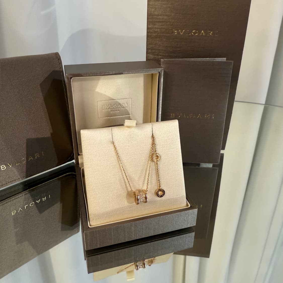 불가리 다이아 비제로원 18K 골드 목걸이 상품이미지3