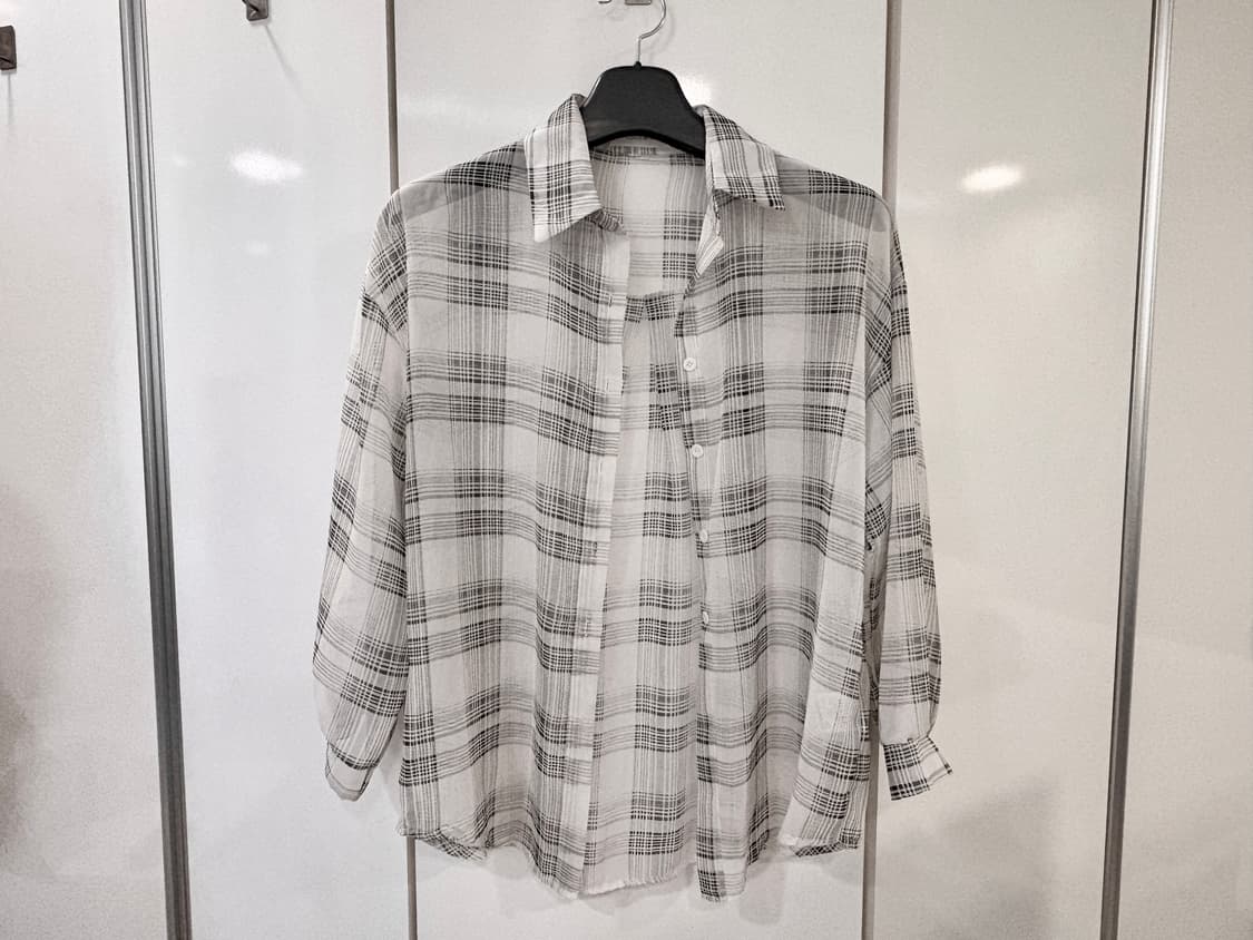 오버핏 시스루 체크 셔츠 상품이미지1