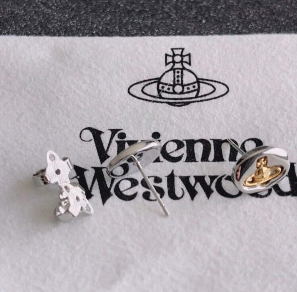 비비안 웨스트우드 아카이브 금장 orb 실버 이어링 귀걸이 상품이미지2