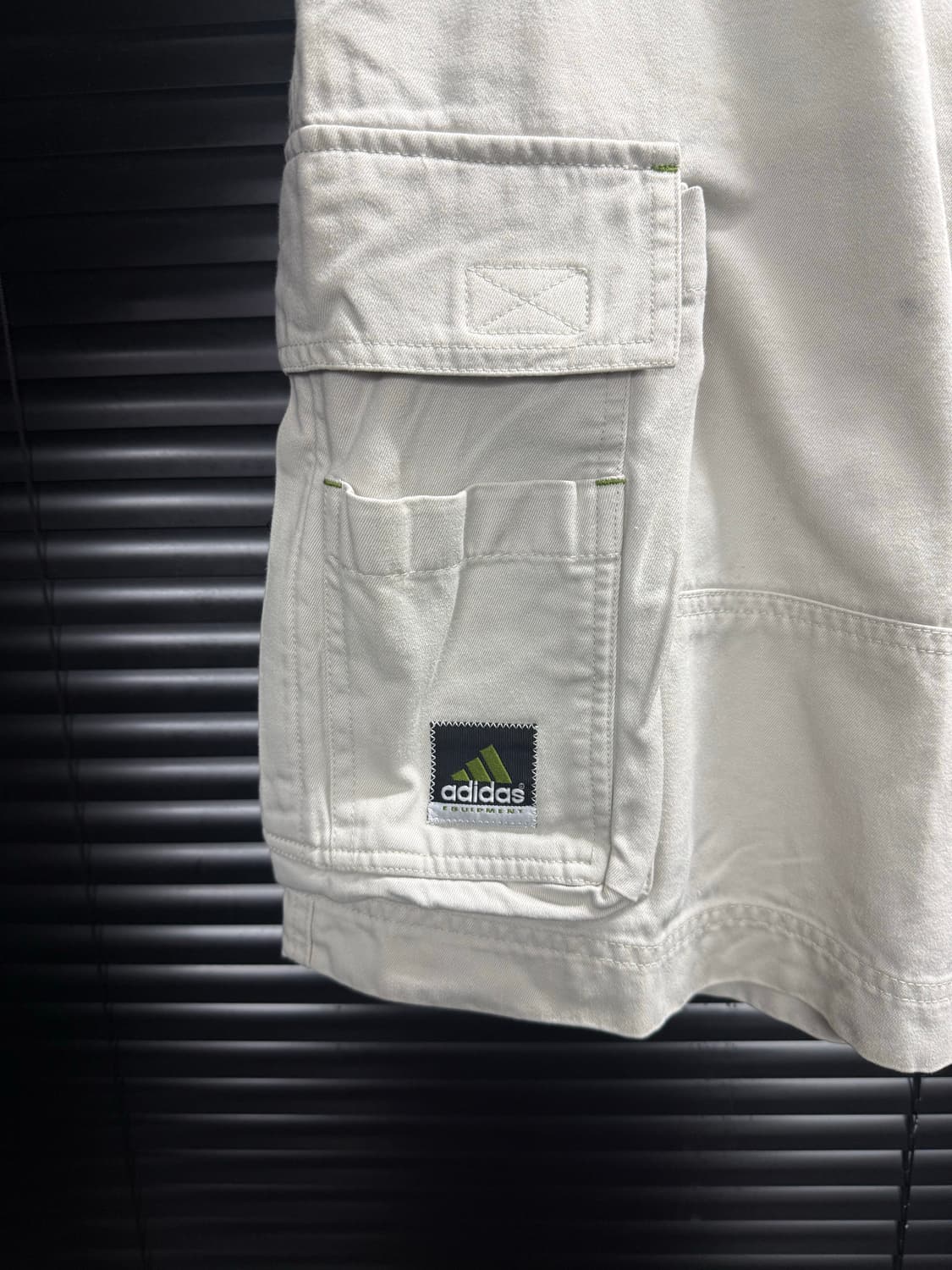 아디다스 이퀍먼트 건빵 베이지 카고 반바지 쇼츠 올드스쿨 110 36 상품이미지2