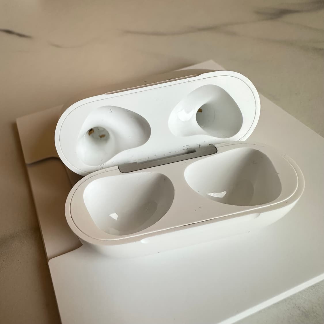 에어팟 3세대 맥세이프 충전 케이스 상품이미지8