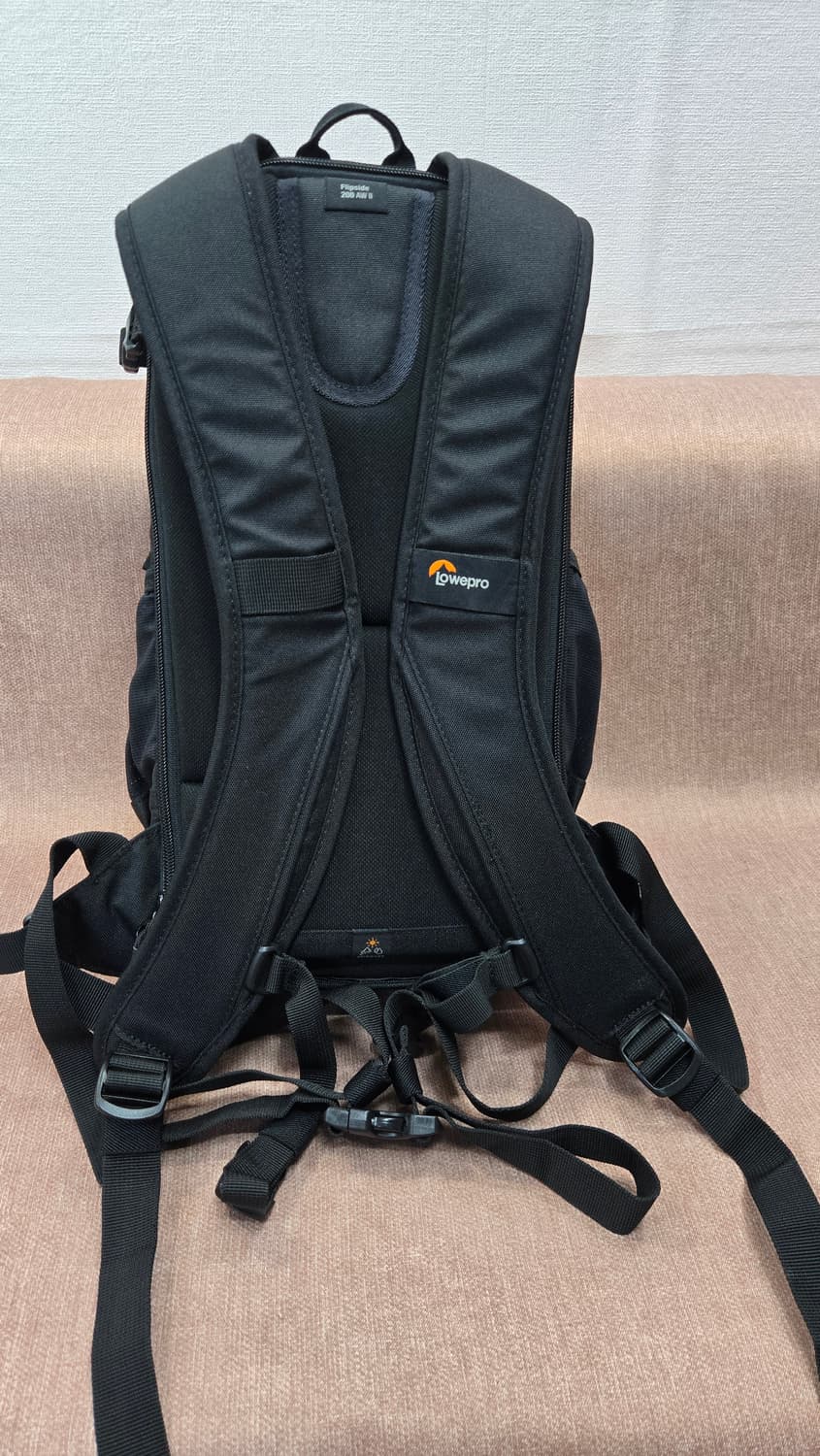 [Lowepro] 로우프로 정품 프리미엄 카메라 백팩 (블랙) 상품이미지2