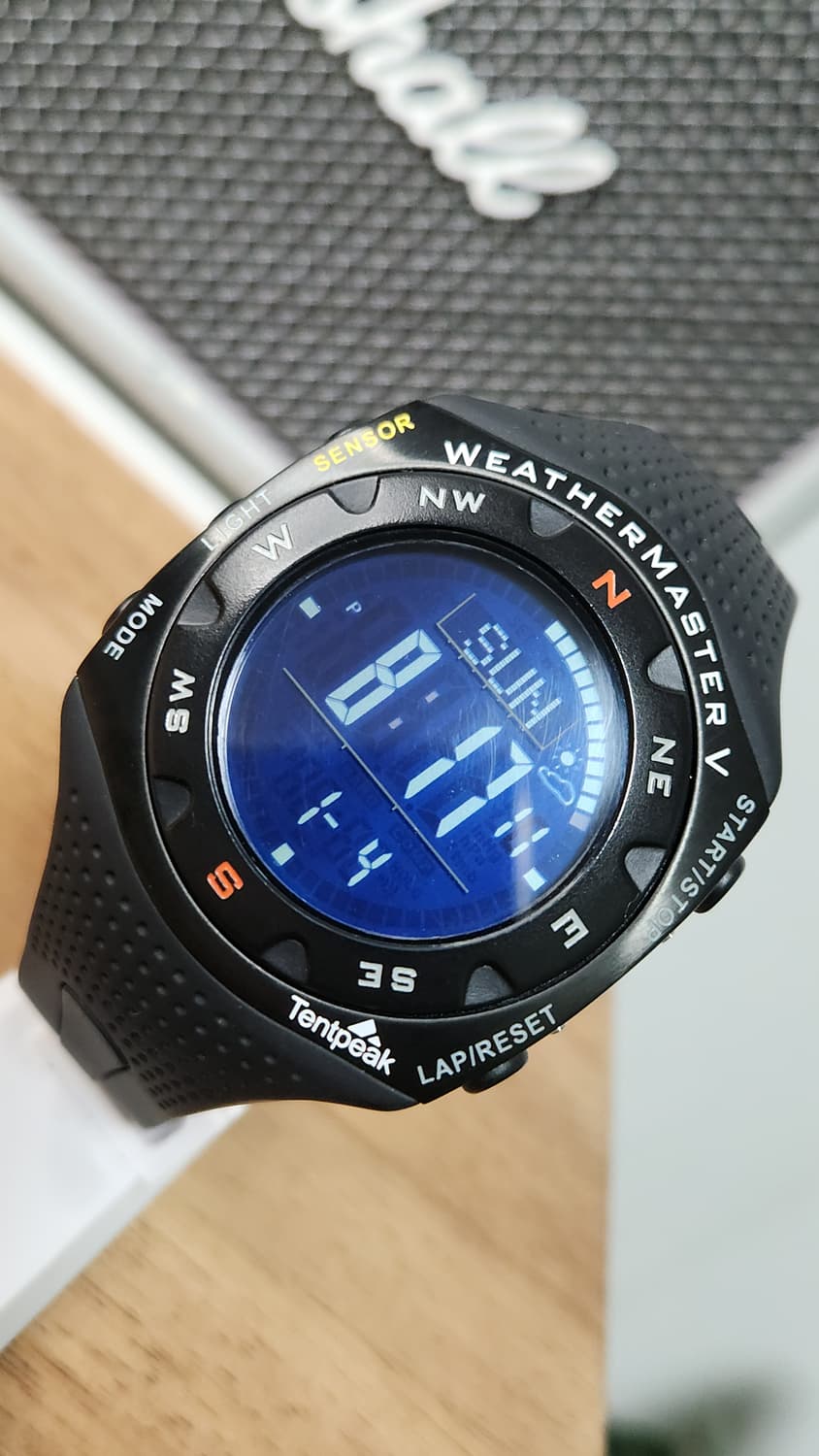 # 텐트픽 등산시계 일기예보 고도계 기압계 나침반 / 지샥 순토 산악시계 상품이미지4