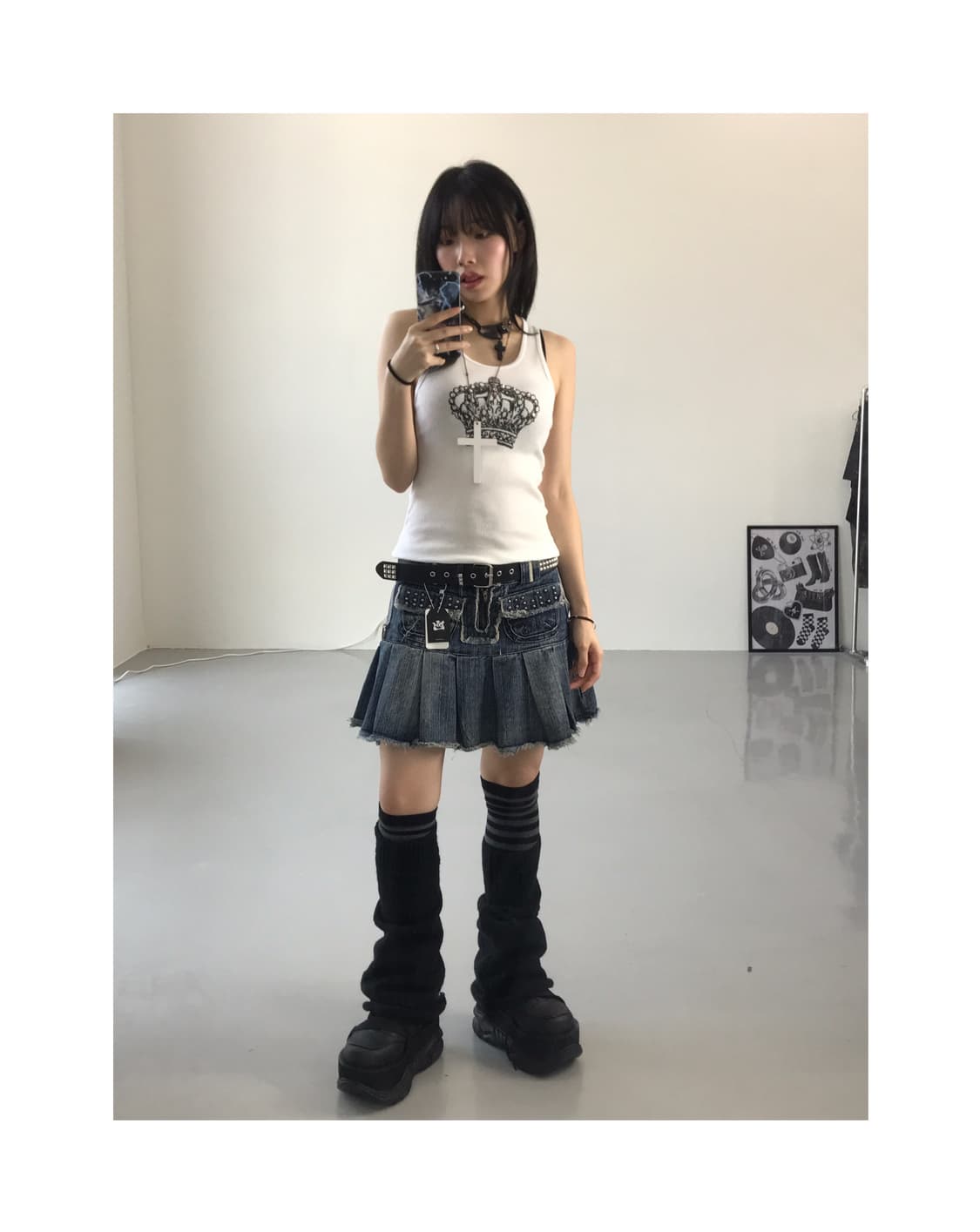 Bejeweled Cubic Crowns Sleeveless 상품이미지1