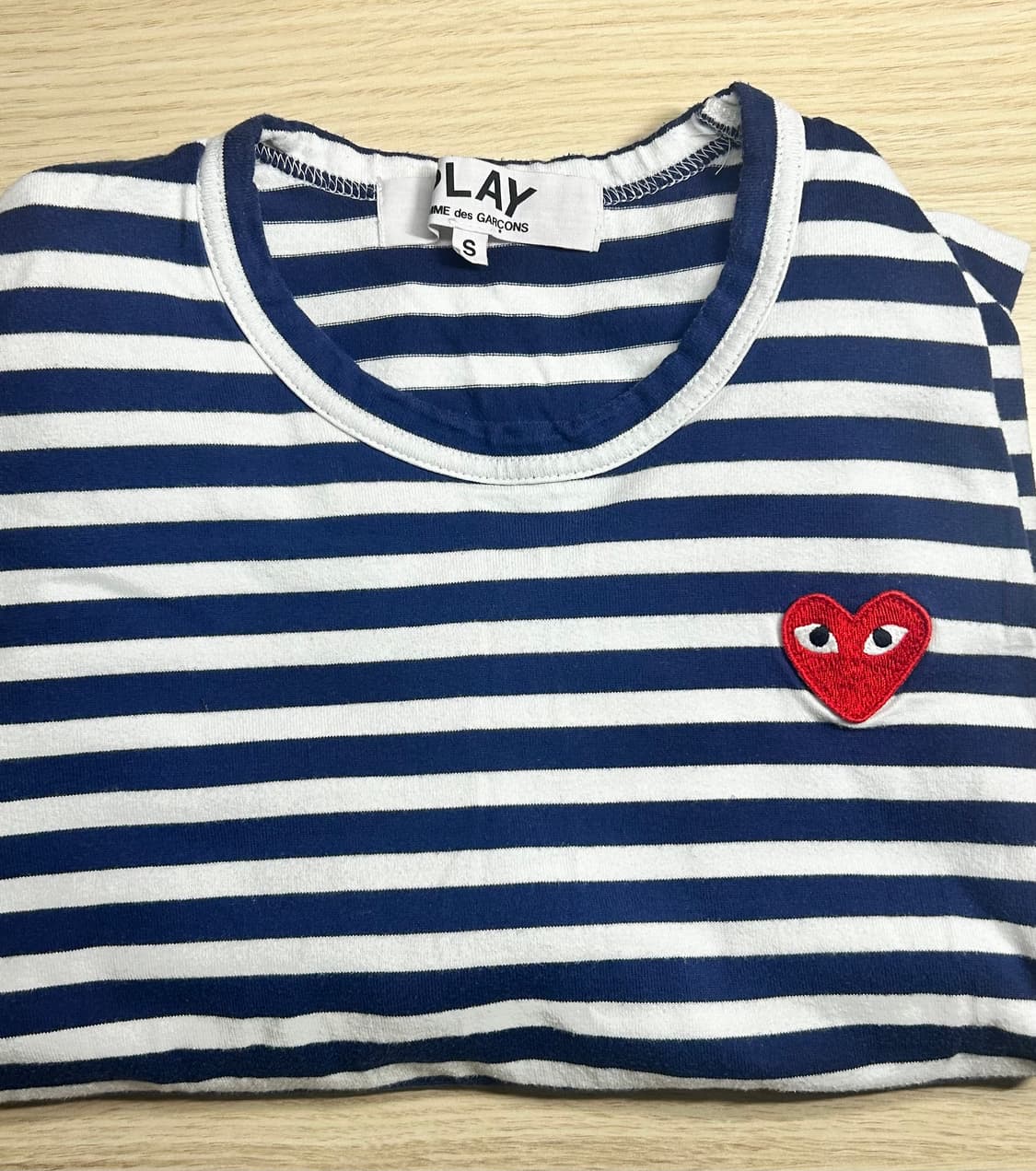 플레이 꼼데가르송 s사이즈 티셔츠 상품이미지2