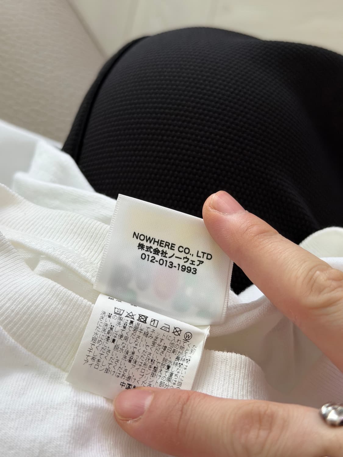 배이프 컬리지 반팔 화이트 2xl판매합니다 상품이미지4