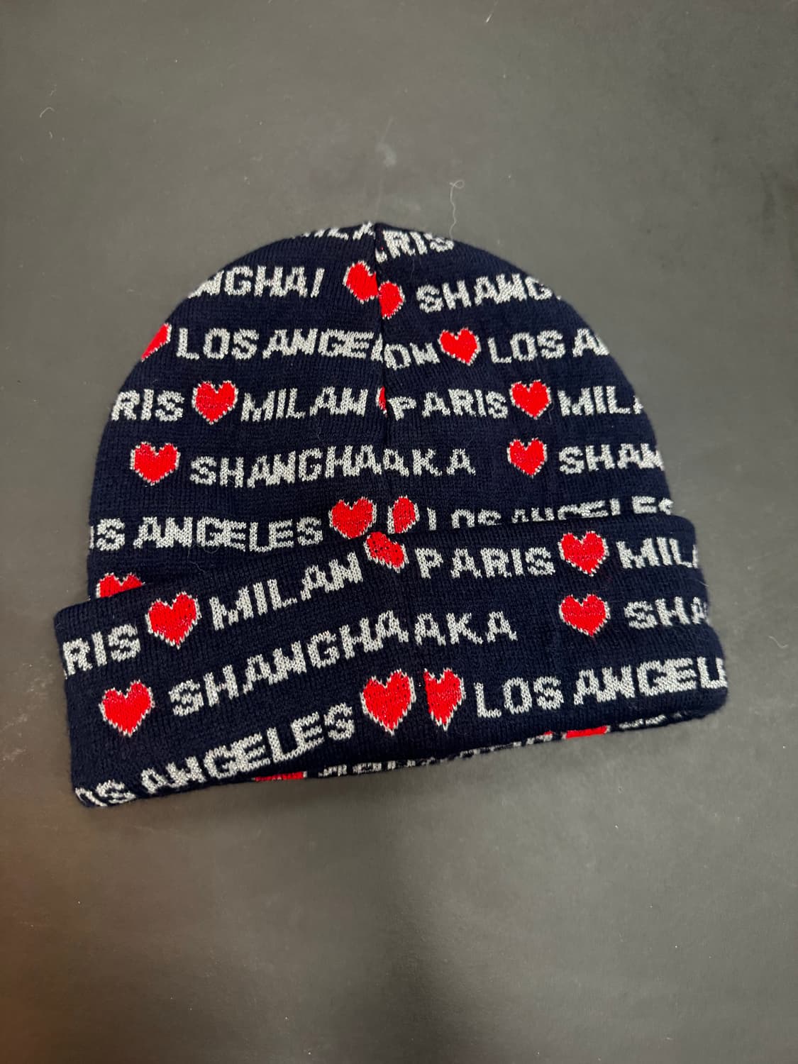 슈프림 로고 하트 비니  상품이미지1